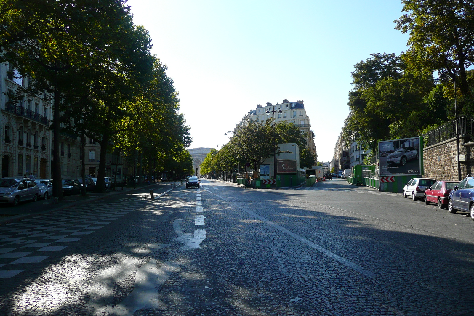 รูปถ่าย ฝรั่งเศส(France) ปารีส(Paris) ถนนฟรีดลันด์(Avenue de Friedland) 2007-09 18
