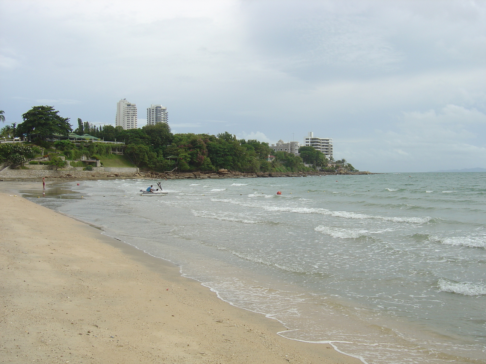 รูปถ่าย ไทย(Thailand) พัทยา(Pattaya) โกลเดนฮอร์น(Golden Horn) 2005-09 22