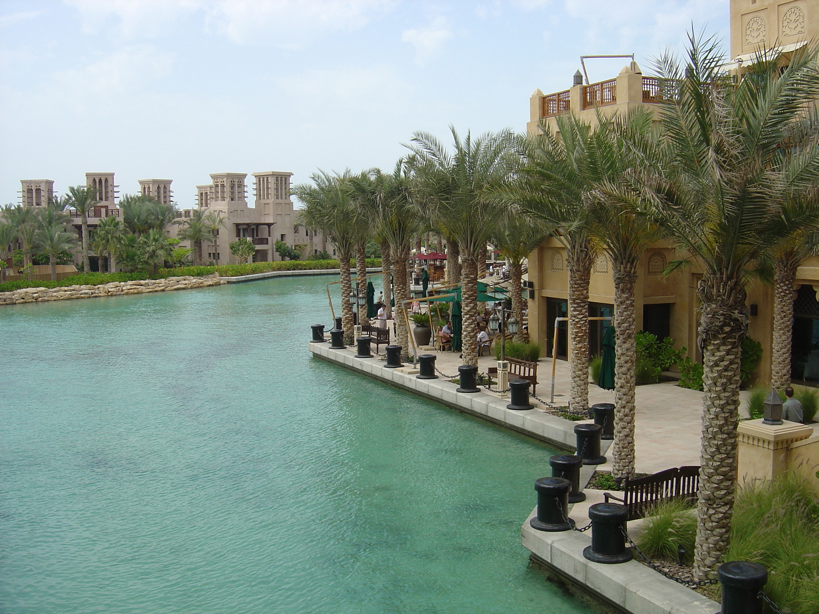 รูปถ่าย สหรัฐอาหรับเอมิเรตส์(United Arab Emirates) ดูไบ(Dubai) มะดีนัตจุมัยเราะห์(Medina Jumeirah) 2005-03 23
