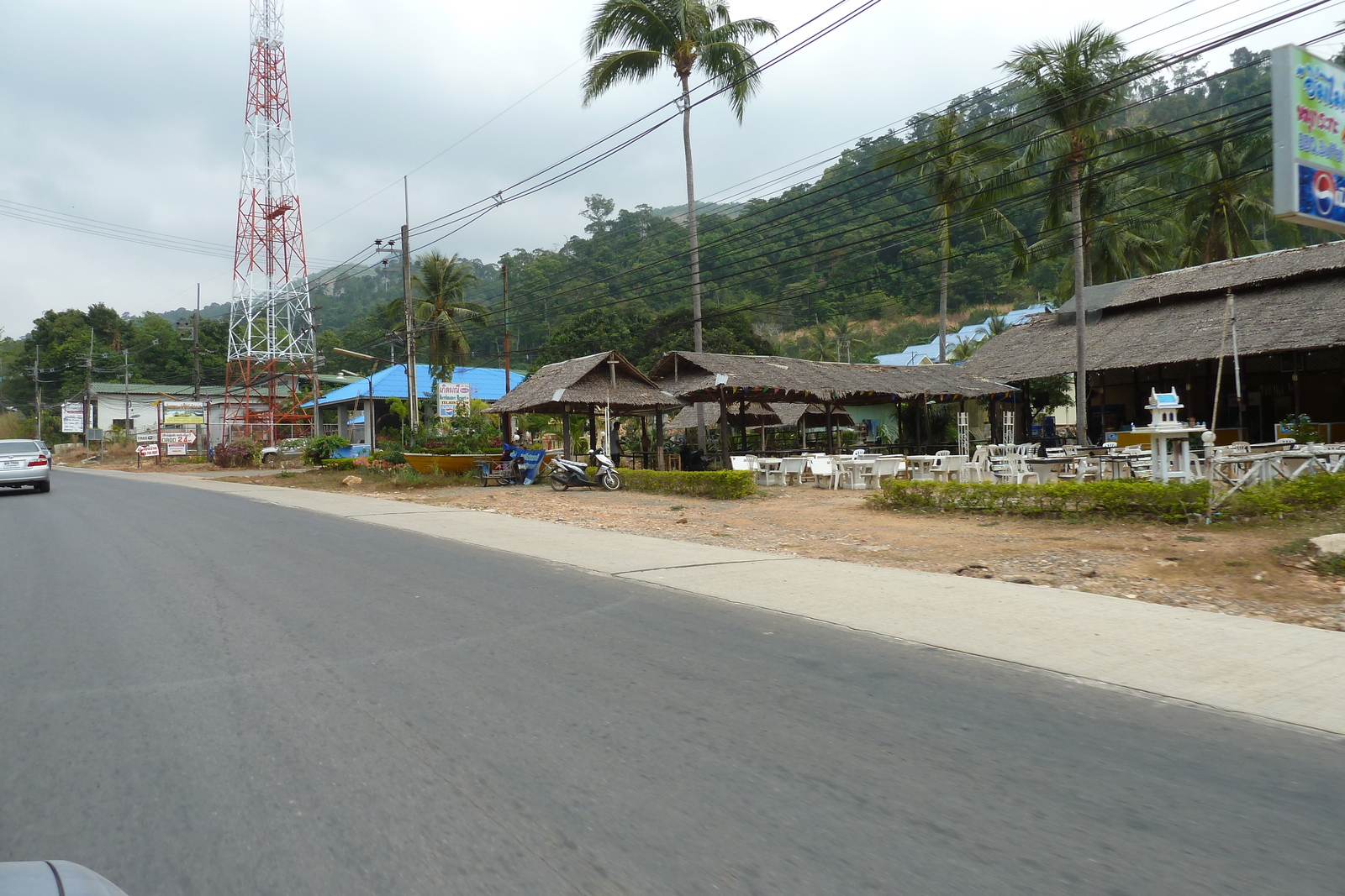 รูปถ่าย ไทย(Thailand) เกาะช้าง(Ko Chang) ถนนบนเกาะ(Island road) 2011-02 73