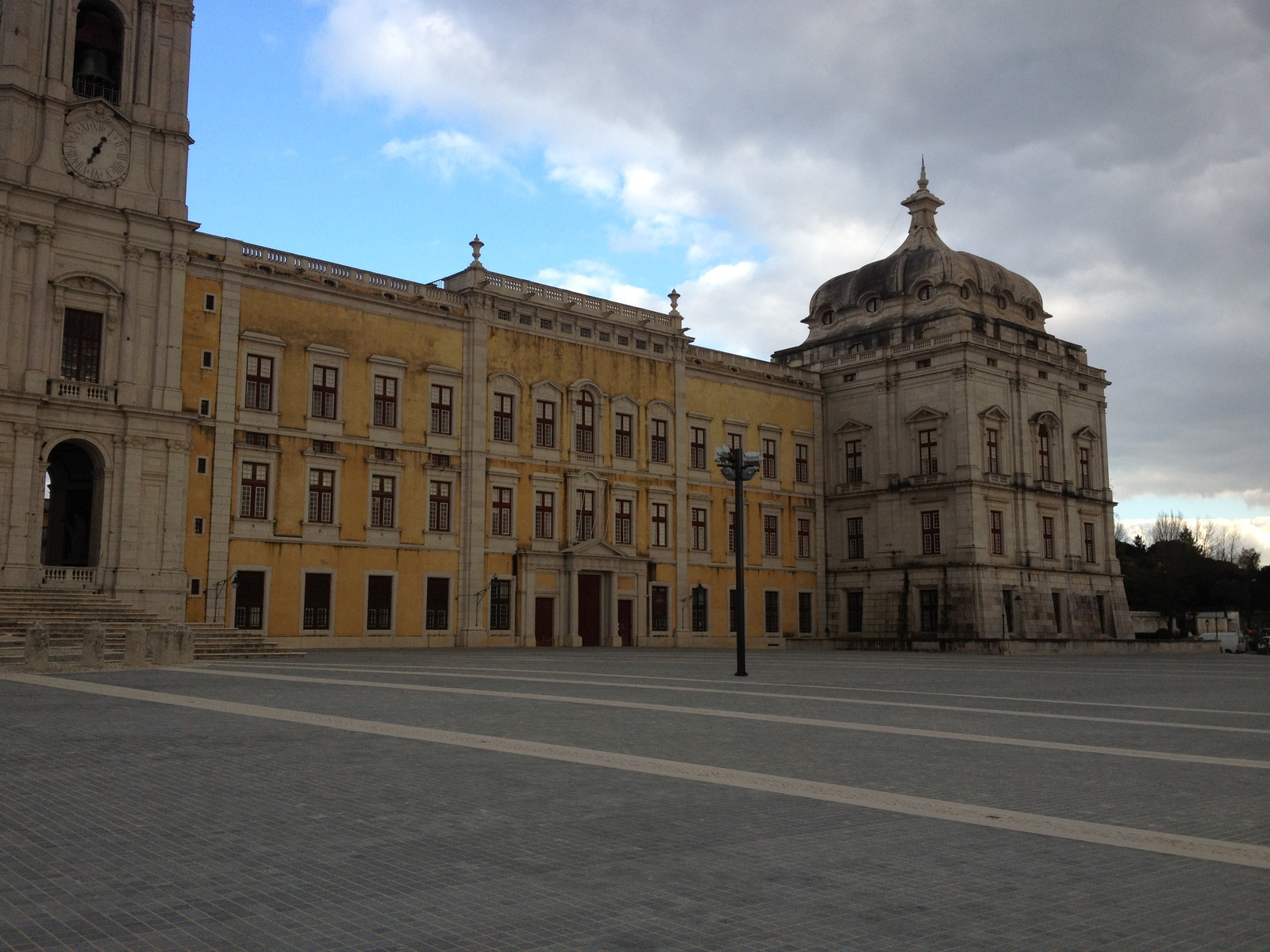 รูปถ่าย โปรตุเกส(Portugal) มาฟรา(Mafra) 2013-01 0
