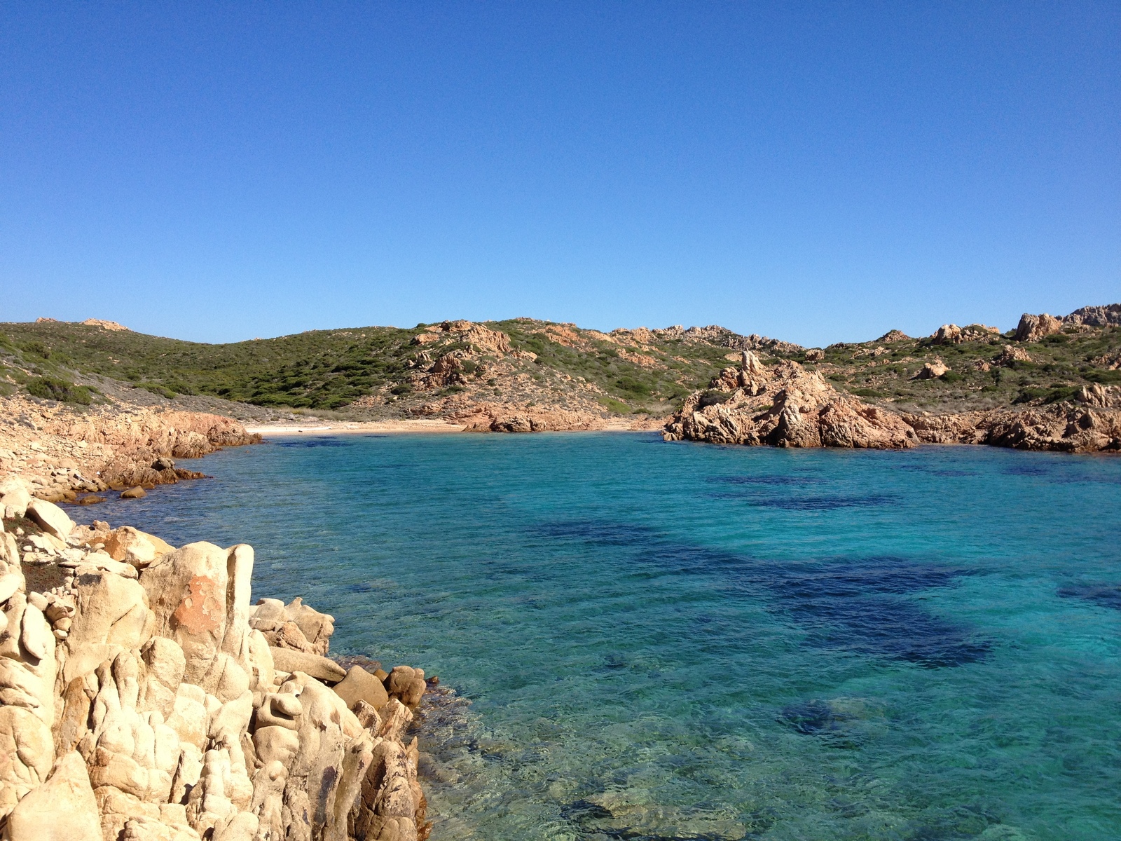 รูปถ่าย อิตาลี(Italy) อ่าวกาลาลุงกา(Cala Lunga) 2012-09 18