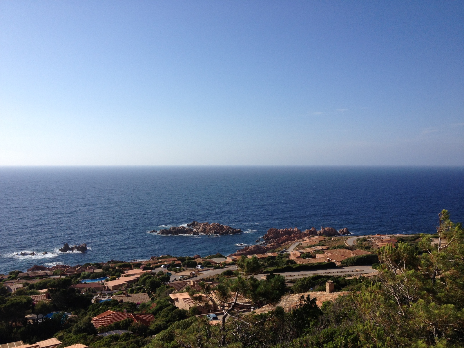 รูปถ่าย อิตาลี(Italy) ซาร์ดิเนีย(Sardinia) กอสตาปาราดีโซ(Costa Paradiso) 2015-06 0