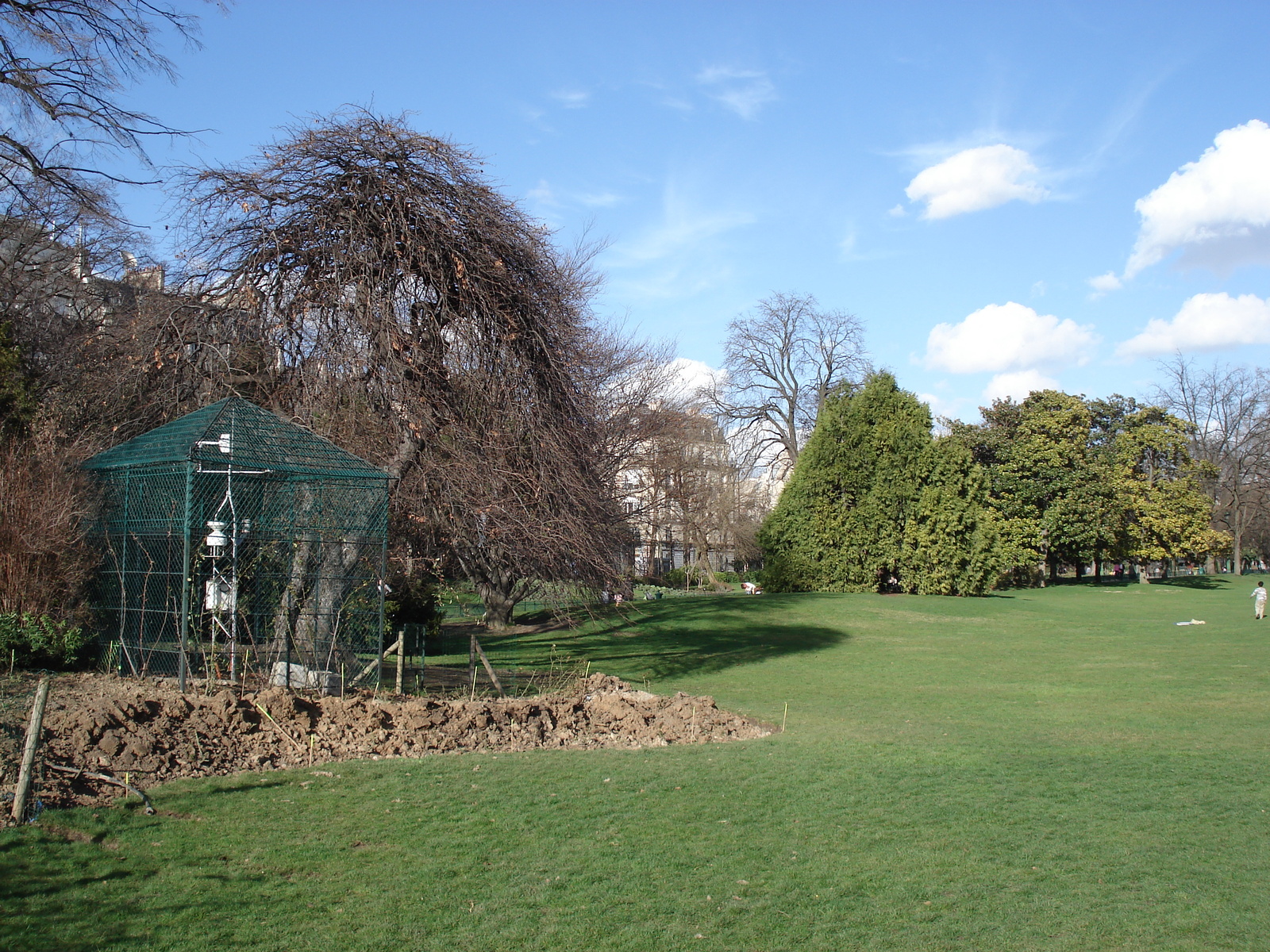 รูปถ่าย ฝรั่งเศส(France) ปารีส(Paris) สวนมงโซ(Monceau Garden) 2006-03 11