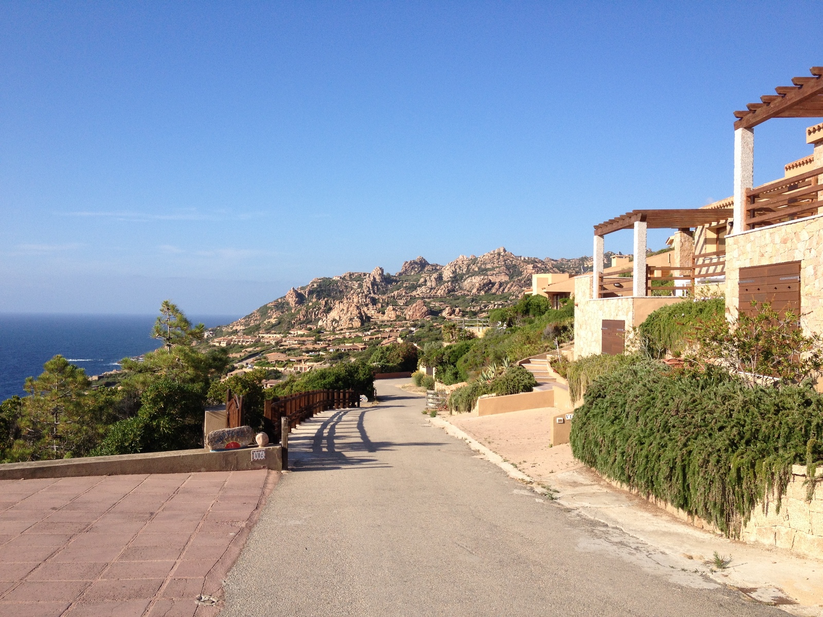 รูปถ่าย อิตาลี(Italy) ซาร์ดิเนีย(Sardinia) กอสตาปาราดีโซ(Costa Paradiso) 2015-06 12