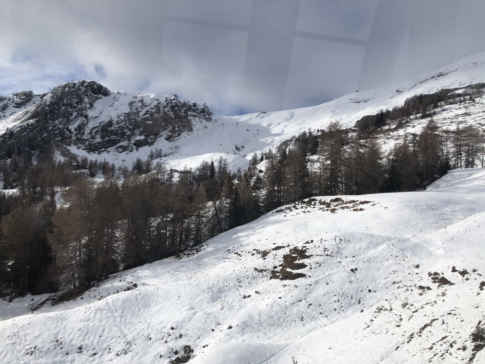 รูปถ่าย สวิสเซอร์แลนด์(Switzerland) ครองส์-มงตานา(Crans Montana) 2020-12 388