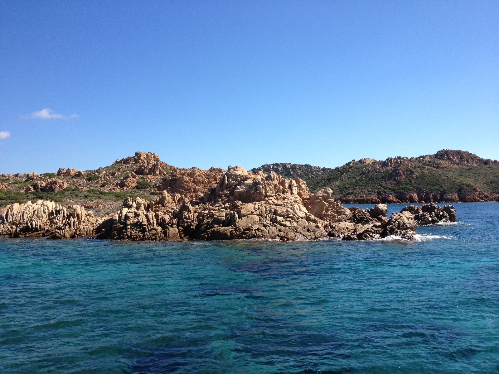 รูปถ่าย อิตาลี(Italy) อ่าวกาลาลุงกา(Cala Lunga) 2012-09 1