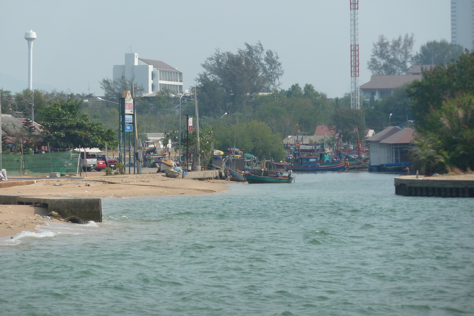 รูปถ่าย ไทย(Thailand) จอมเทียน(Jomtien) คอนโดลารอยัลบีช(La Royale Beach condo) 2011-02 32