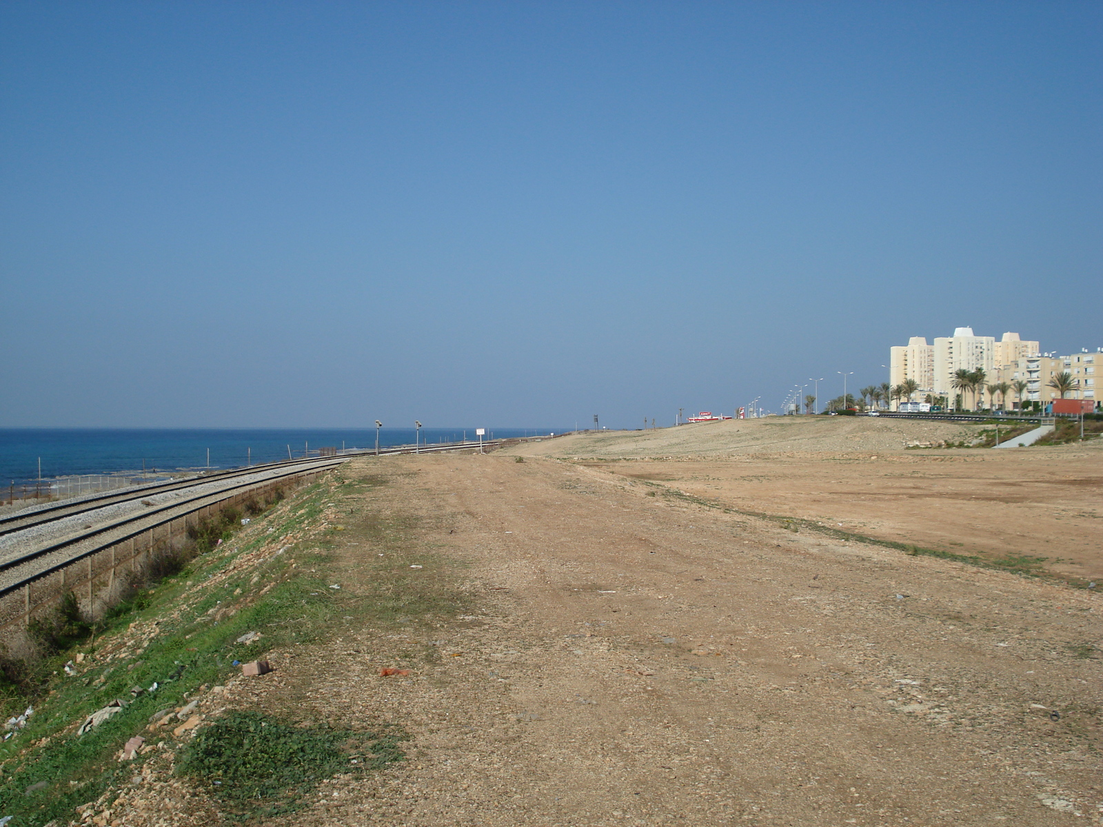 รูปถ่าย อิสราเอล(Israel) ไฮฟา(Haifa) หาดคาร์เมล(Carmel Beach) 2006-12 17