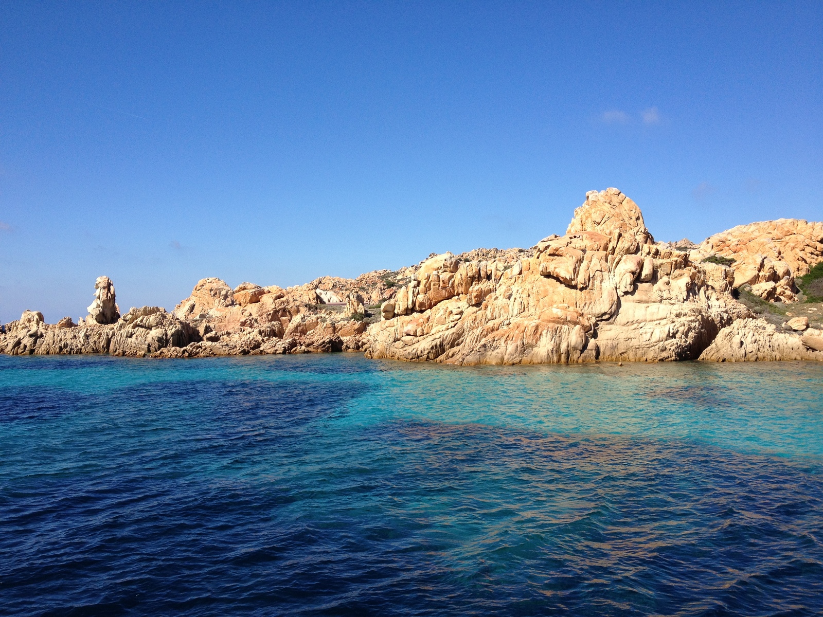 รูปถ่าย อิตาลี(Italy) อ่าวกาลาลุงกา(Cala Lunga) 2012-09 30