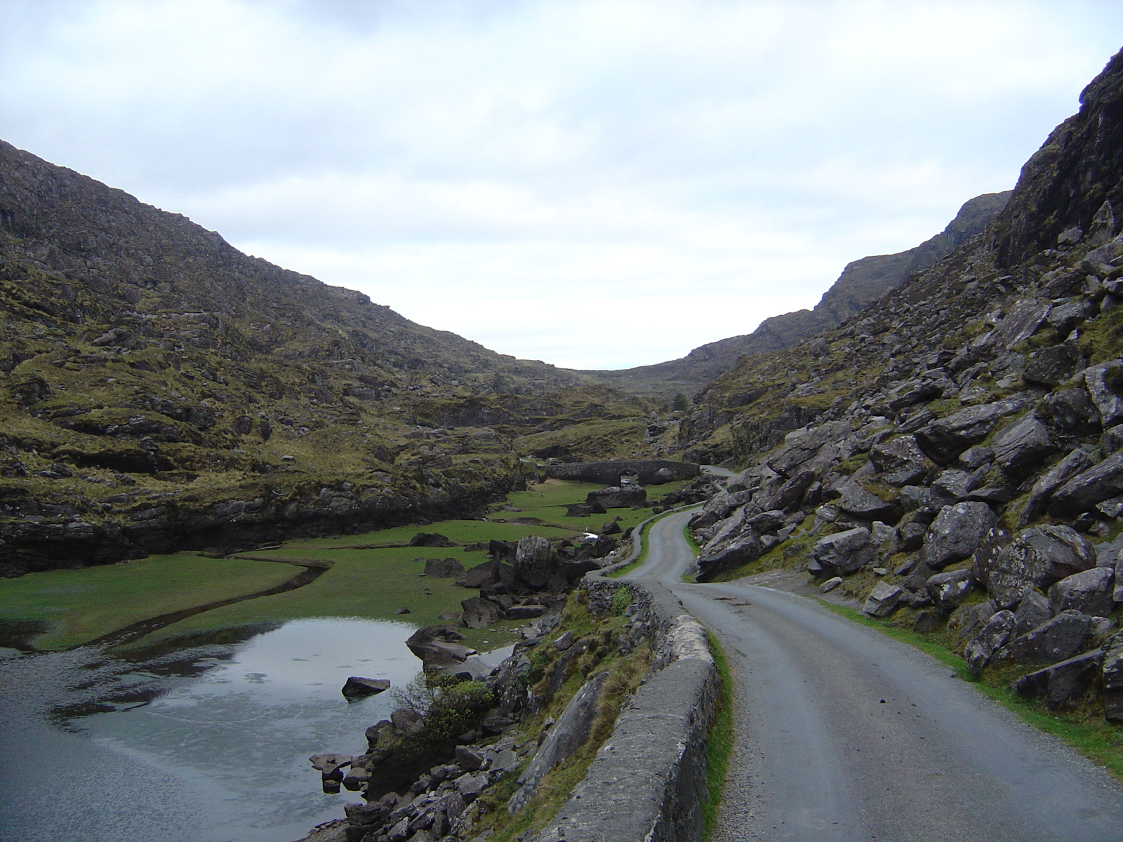 รูปถ่าย ไอร์แลนด์(Ireland) เคอร์รี่(Kerry) ช่องเขาดันโล(Gap of Dunloe) 2004-05 11