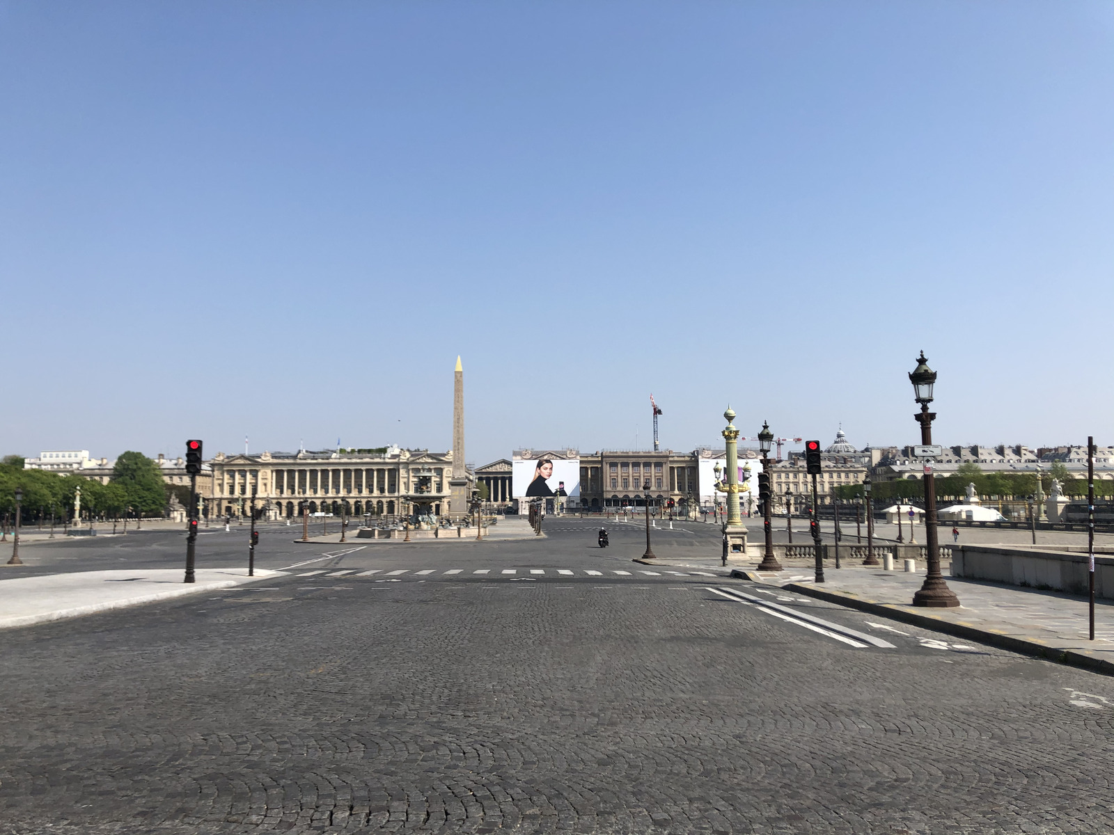 รูปถ่าย ฝรั่งเศส(France) ปารีสช่วงล็อกดาวน์(Paris lockdown) 2020-04 339