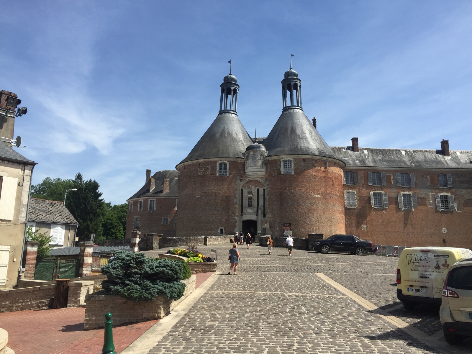 รูปถ่าย ฝรั่งเศส(France) แซ็งฟาร์โฌ(Saint-Fargeau) 2017-07 5