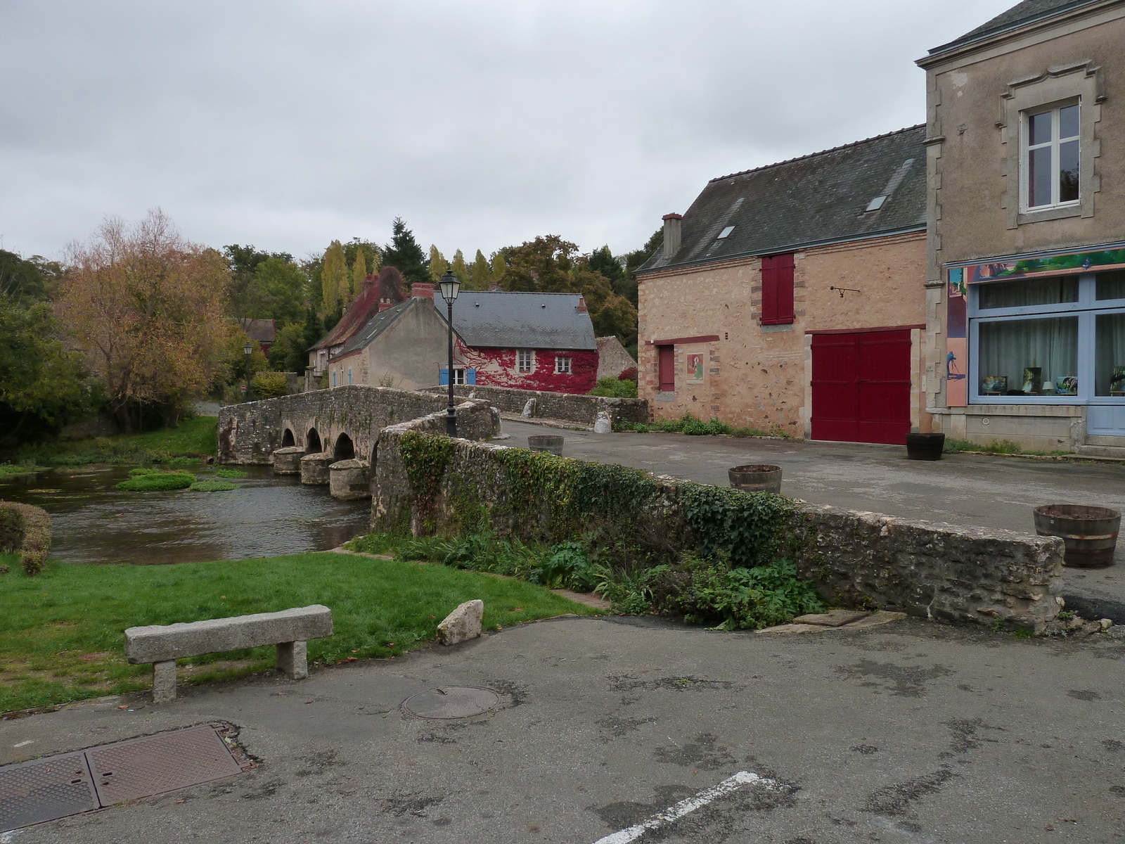 รูปถ่าย ฝรั่งเศส(France) อาญีแยร์-ซูร์-แวกร์(Asnieres sur Vegre) 2010-11 4