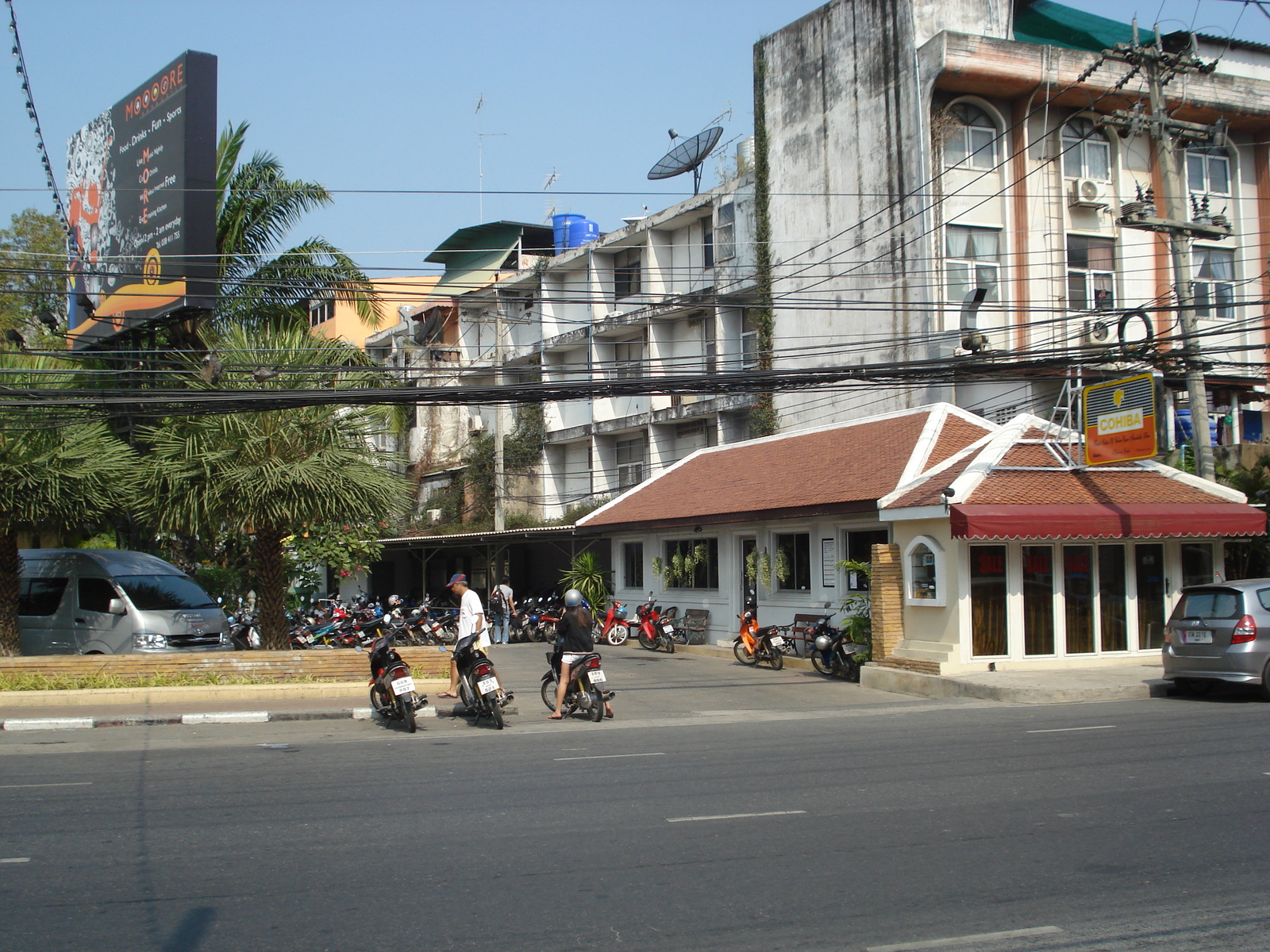รูปถ่าย ไทย(Thailand) พัทยา(Pattaya) ถนนพัทยาสาย 2(Pattaya 2nd road) 2008-01 23
