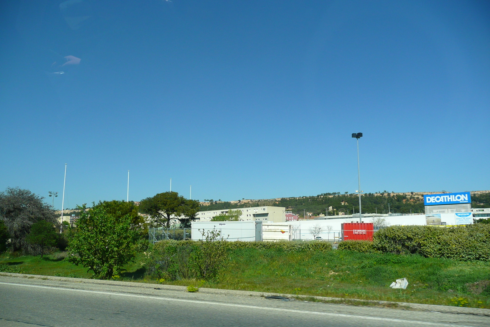 รูปถ่าย ฝรั่งเศส(France) โพรว็องส์(Provence) ถนนจากแอ็กซ์ไปมูรีแยส(Aix to Mouries road) 2008-04 2