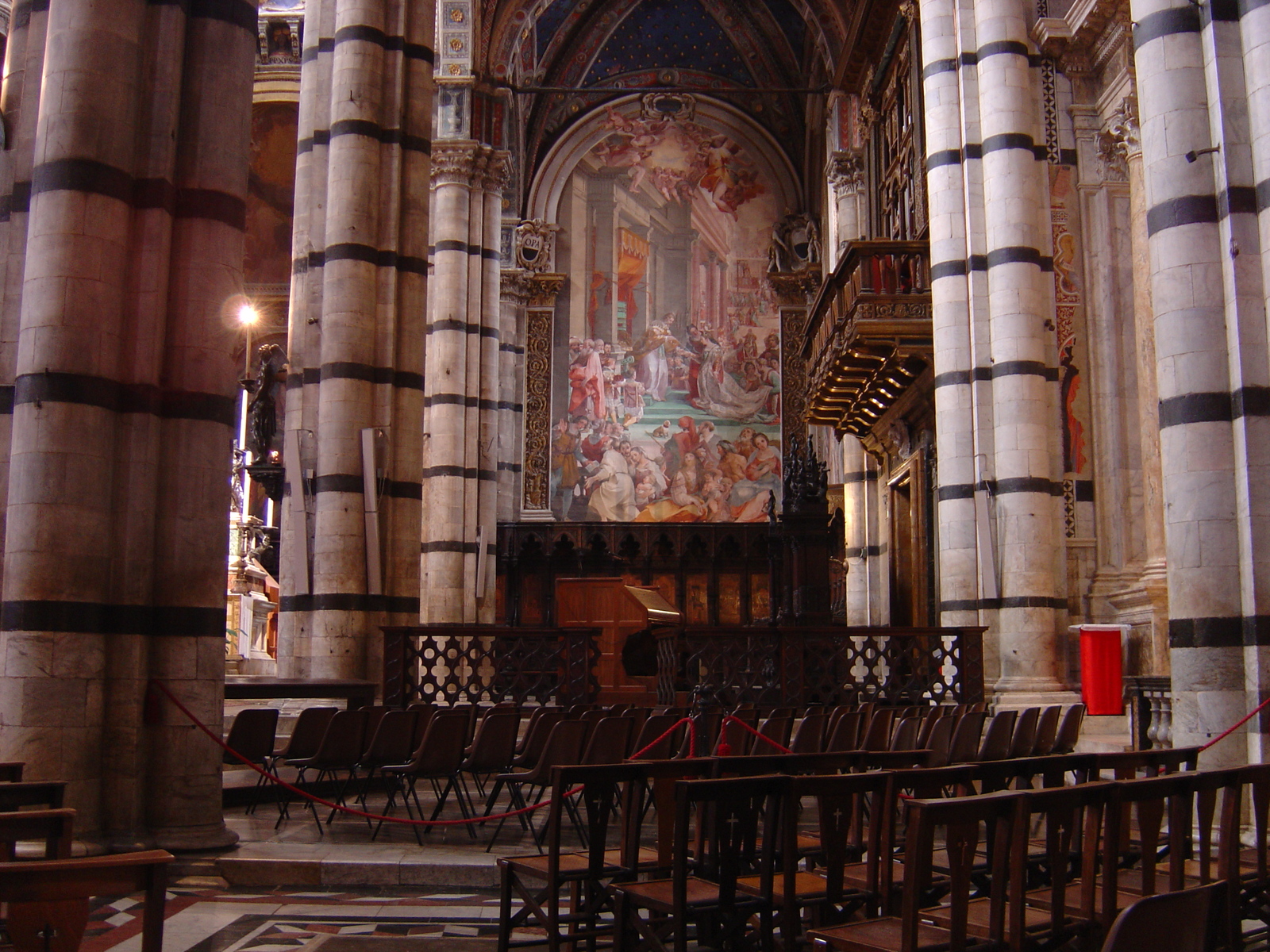 รูปถ่าย อิตาลี(Italy) ซีเอน่า(Siena) 2004-03 17
