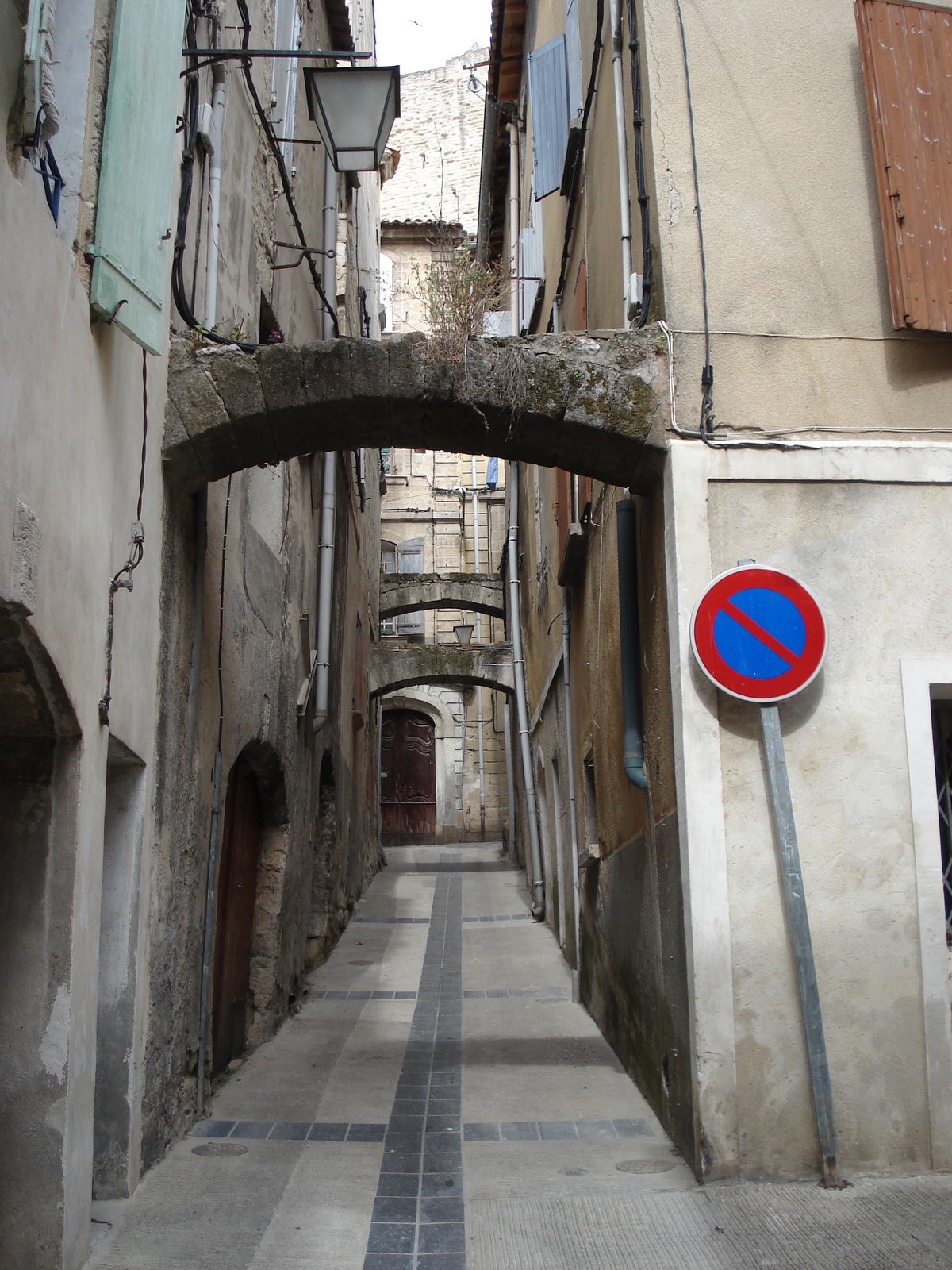 รูปถ่าย ฝรั่งเศส(France) โซเมียร์(Sommieres) 2006-06 75