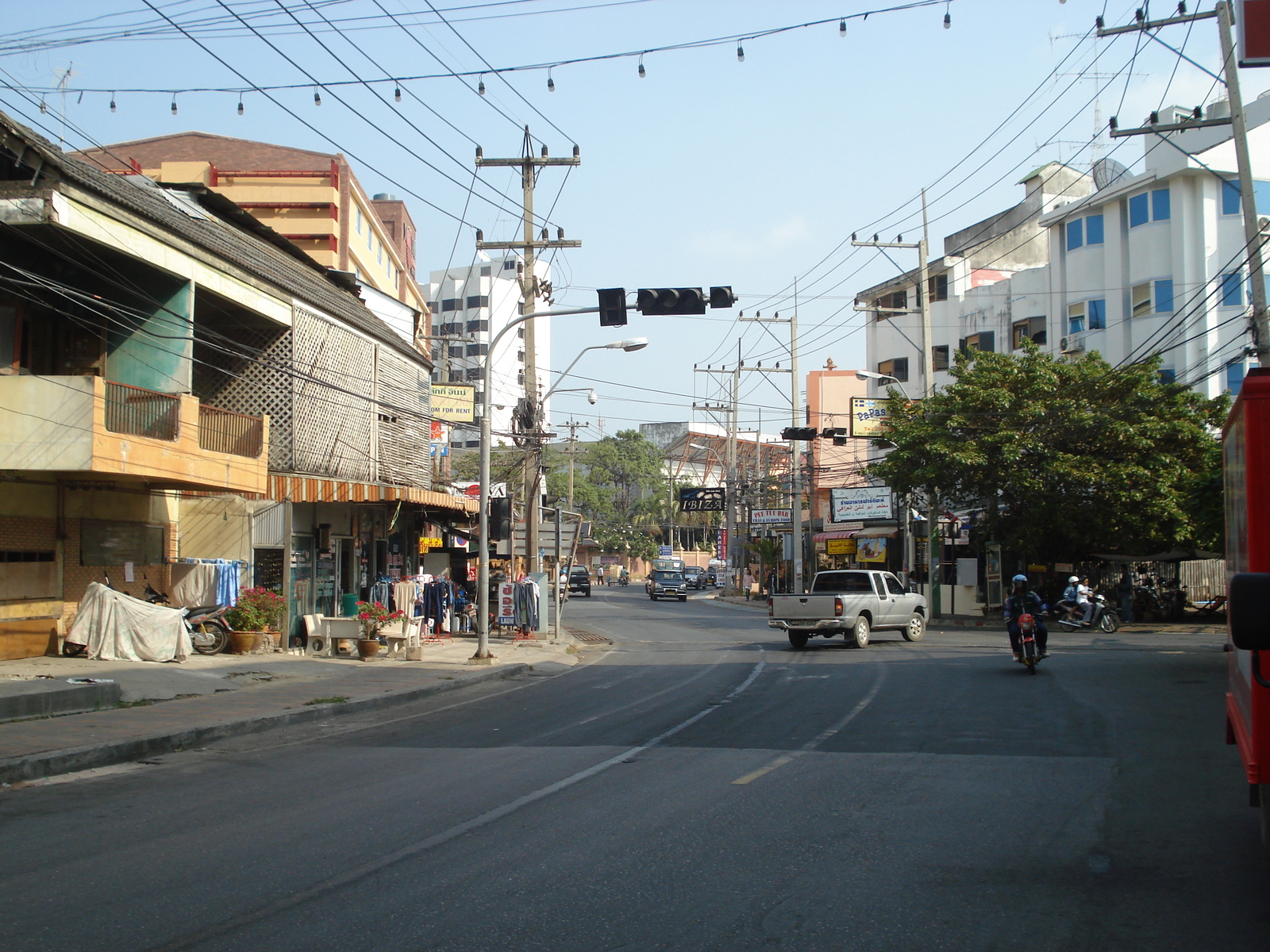 รูปถ่าย ไทย(Thailand) พัทยา(Pattaya) ถนนพัทยาสาย 2(Pattaya 2nd road) 2008-01 58