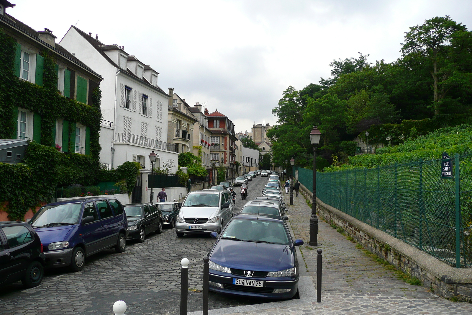 รูปถ่าย ฝรั่งเศส(France) ปารีส(Paris) มังท์มาร์เทรอ(Montmartre) 2007-06 28