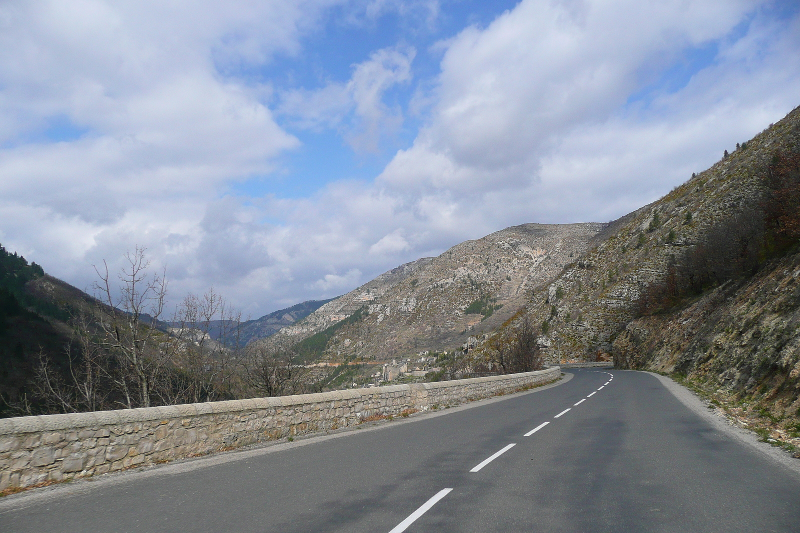 รูปถ่าย ฝรั่งเศส(France) แม่น้ำตาร์น(Tarn river) 2008-04 24