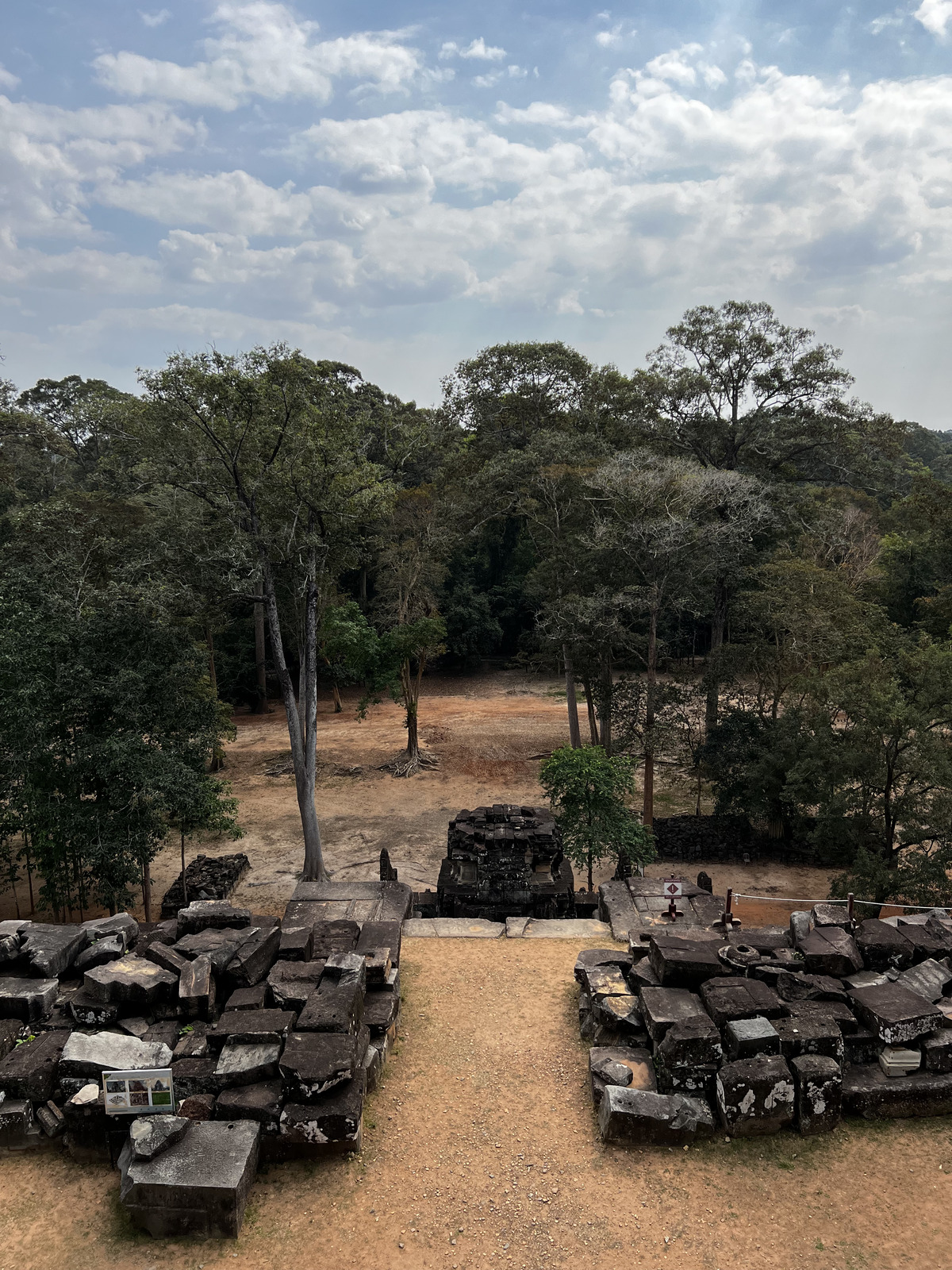 รูปถ่าย กัมพูชา(Cambodia) เสียมราฐ(Siem Reap) ปราสาทตาแก้ว(Ta Keo) 2023-01 4