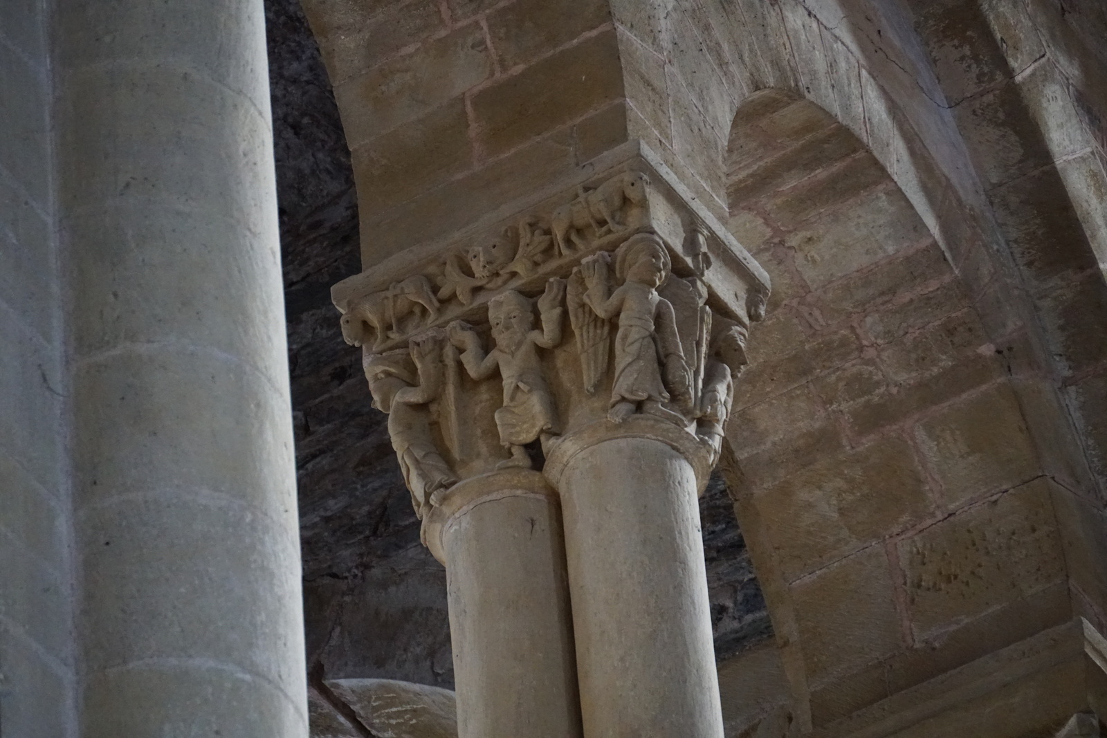 รูปถ่าย ฝรั่งเศส(France) กงก์(Conques) โบสถ์แซ็งต์-ฟัว เดอ กงก์(Abbatiale Sainte-Foy de Conques) 2018-04 70