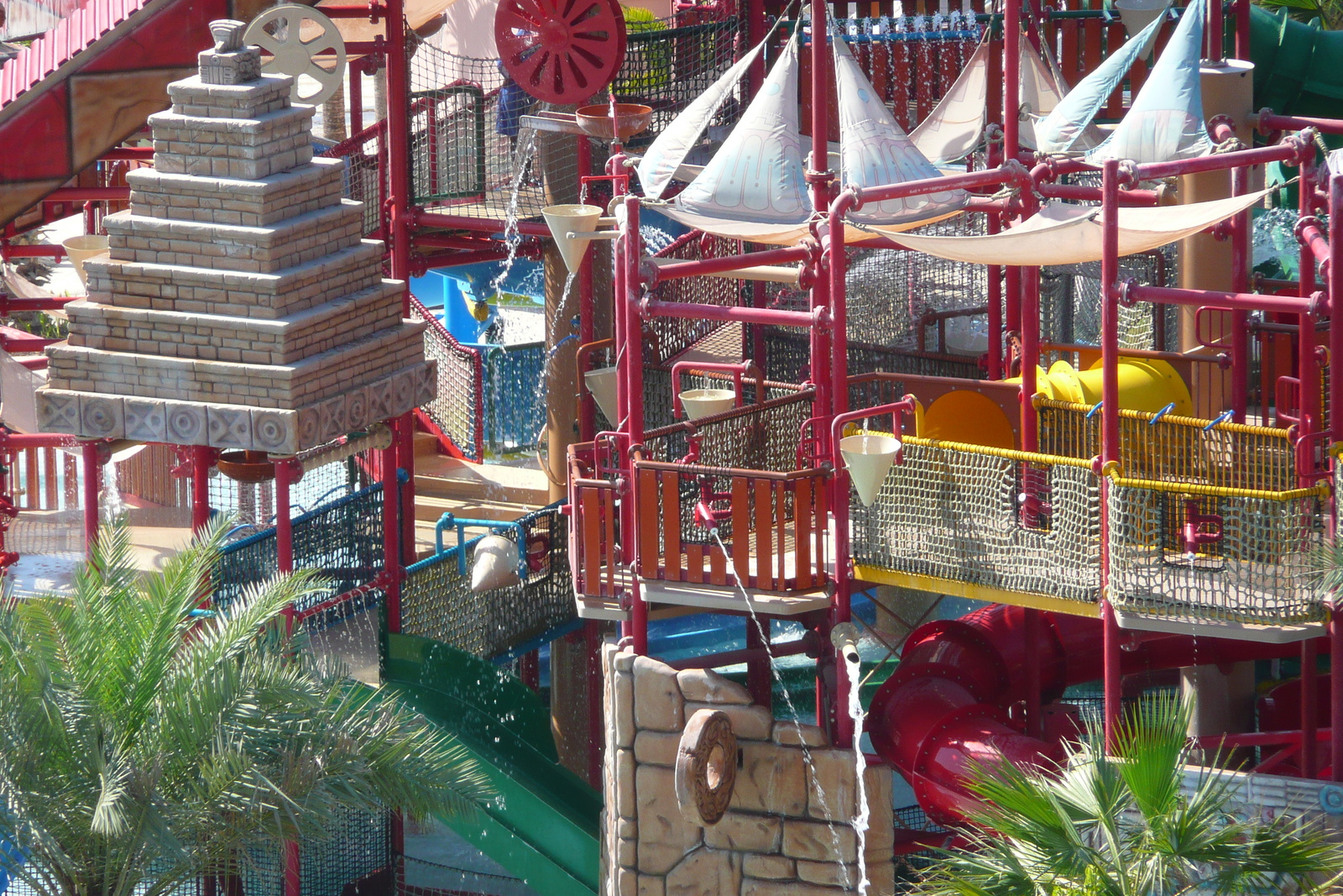 รูปถ่าย สหรัฐอาหรับเอมิเรตส์(United Arab Emirates) ดูไบ(Dubai) สวนน้ำอควาเวนเจอร์ ดูไบ(Dubai Aquaventure) 2009-01 142