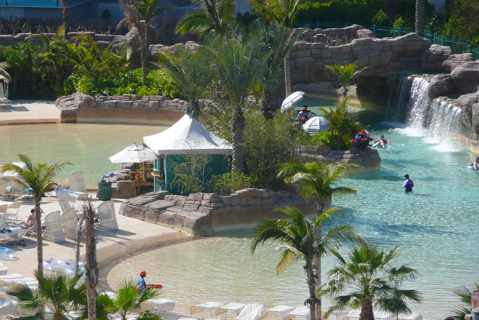 รูปถ่าย สหรัฐอาหรับเอมิเรตส์(United Arab Emirates) ดูไบ(Dubai) สวนน้ำอควาเวนเจอร์ ดูไบ(Dubai Aquaventure) 2009-01 161