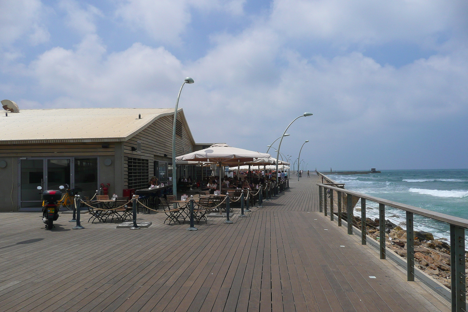 รูปถ่าย อิสราเอล(Israel) เทลอาวีฟ(Tel Aviv) ท่าเรือเทลอาวีฟ(Tel Aviv Harbor) 2007-06 15