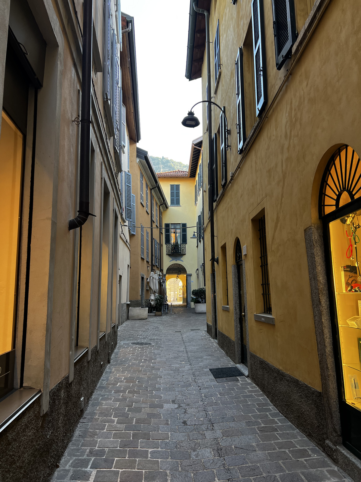 รูปถ่าย อิตาลี(Italy) โคโม(Como) 2023-10 88