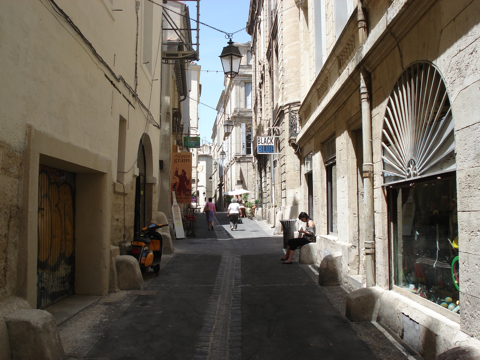 รูปถ่าย ฝรั่งเศส(France) มงเปลลีเยร์(Montpellier) 2006-06 21