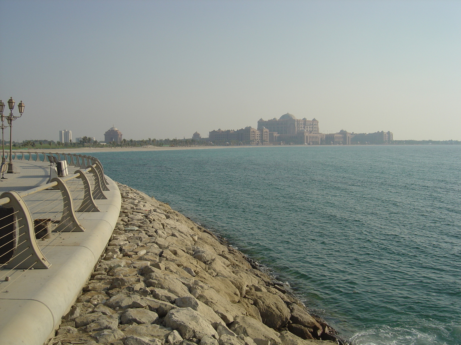 รูปถ่าย สหรัฐอาหรับเอมิเรตส์(United Arab Emirates) อาบูดาบี(Abu Dhabi) 2005-09 63