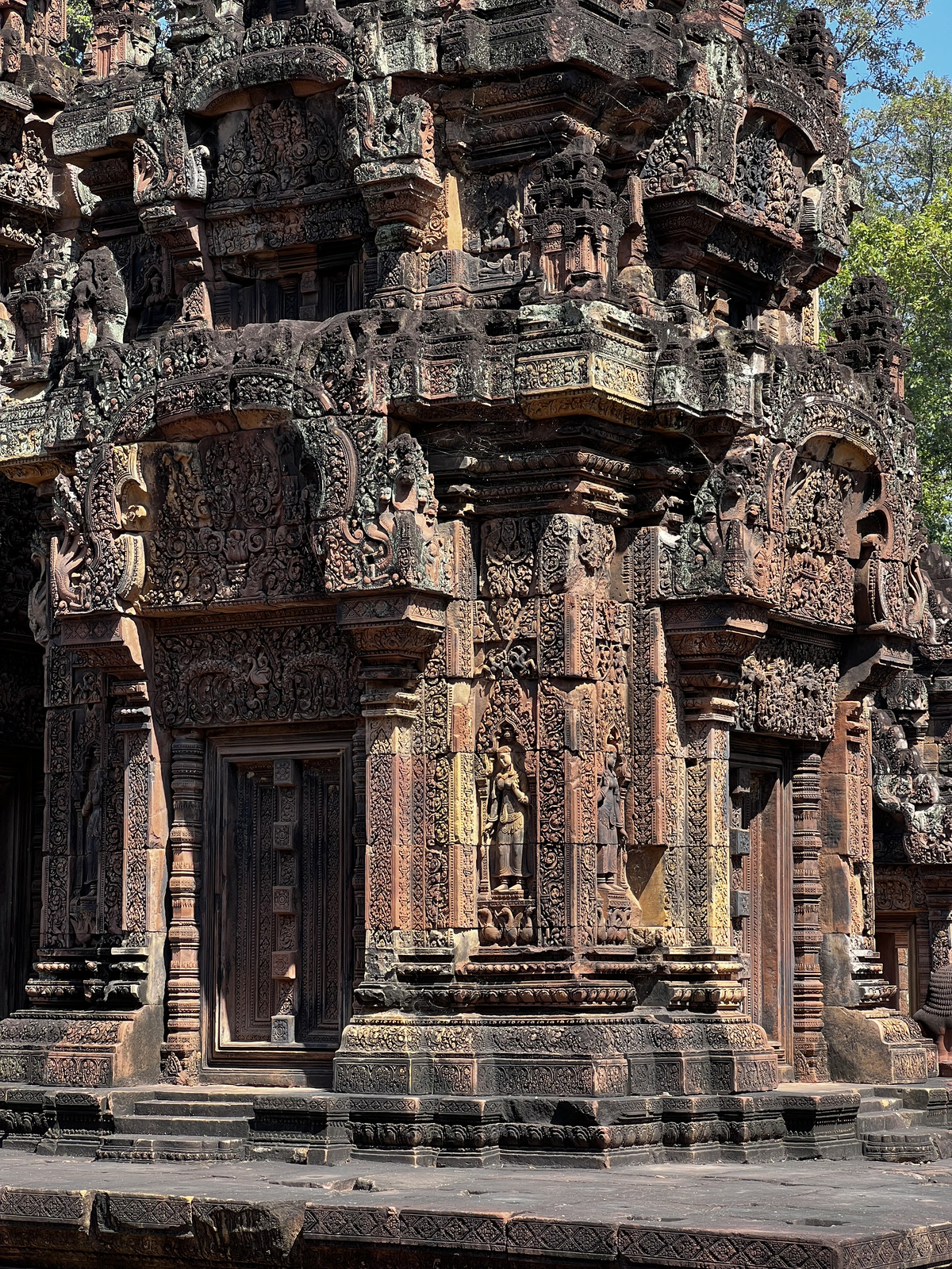 รูปถ่าย กัมพูชา(Cambodia) เสียมราฐ(Siem Reap) ปราสาทบันทายศรี(Banteay Srei) 2023-01 20