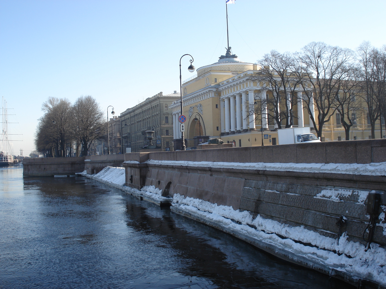 รูปถ่าย รัสเซีย(Russia) เซนต์ปีเตอร์สเบิร์ก(St Petersburg) เนวา(Neva) 2006-03 16
