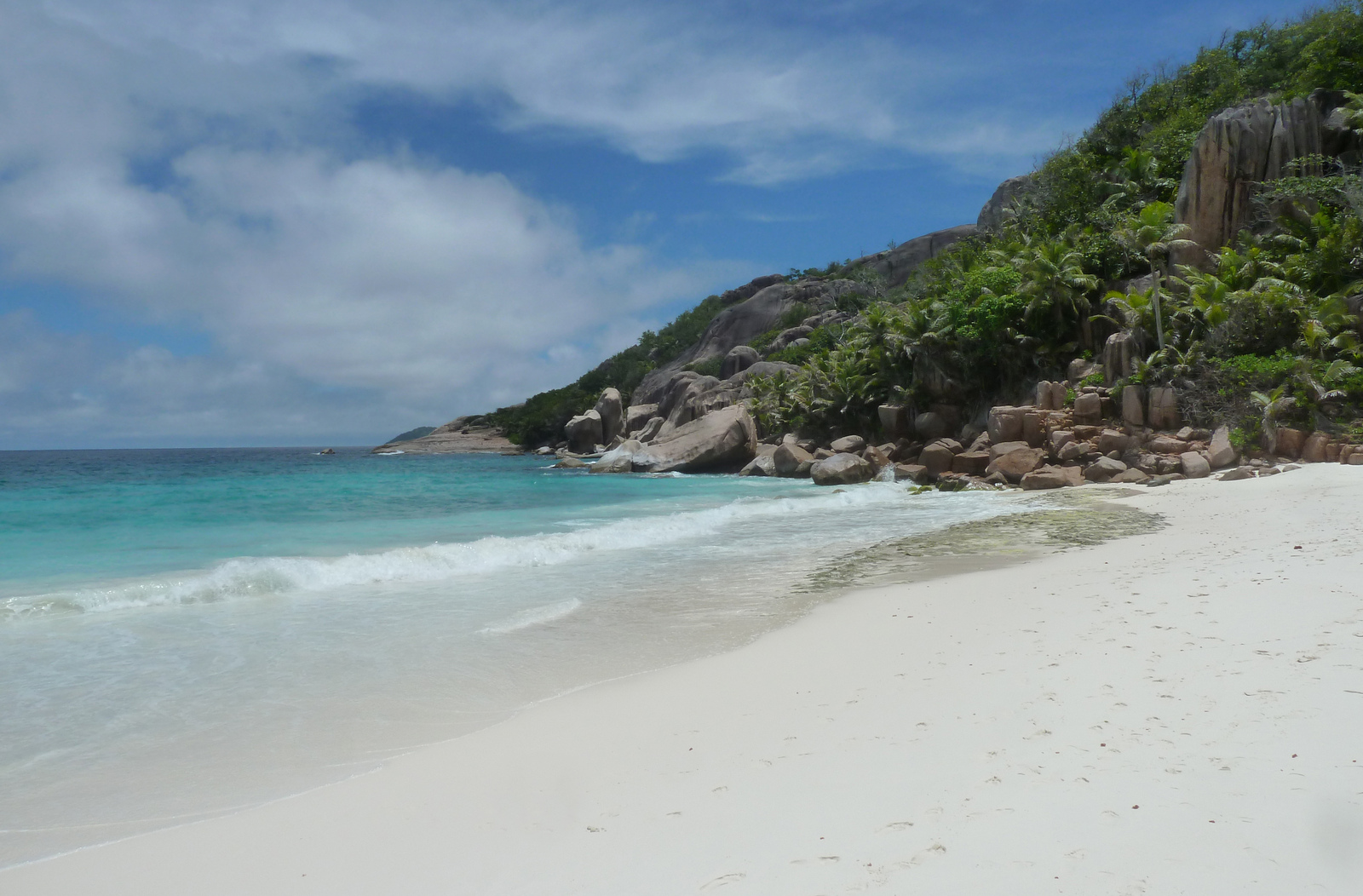 รูปถ่าย เซเชลส์(Seychelles) เกาะกร็องด์เซอร์(Grande Soeur) 2011-10 27