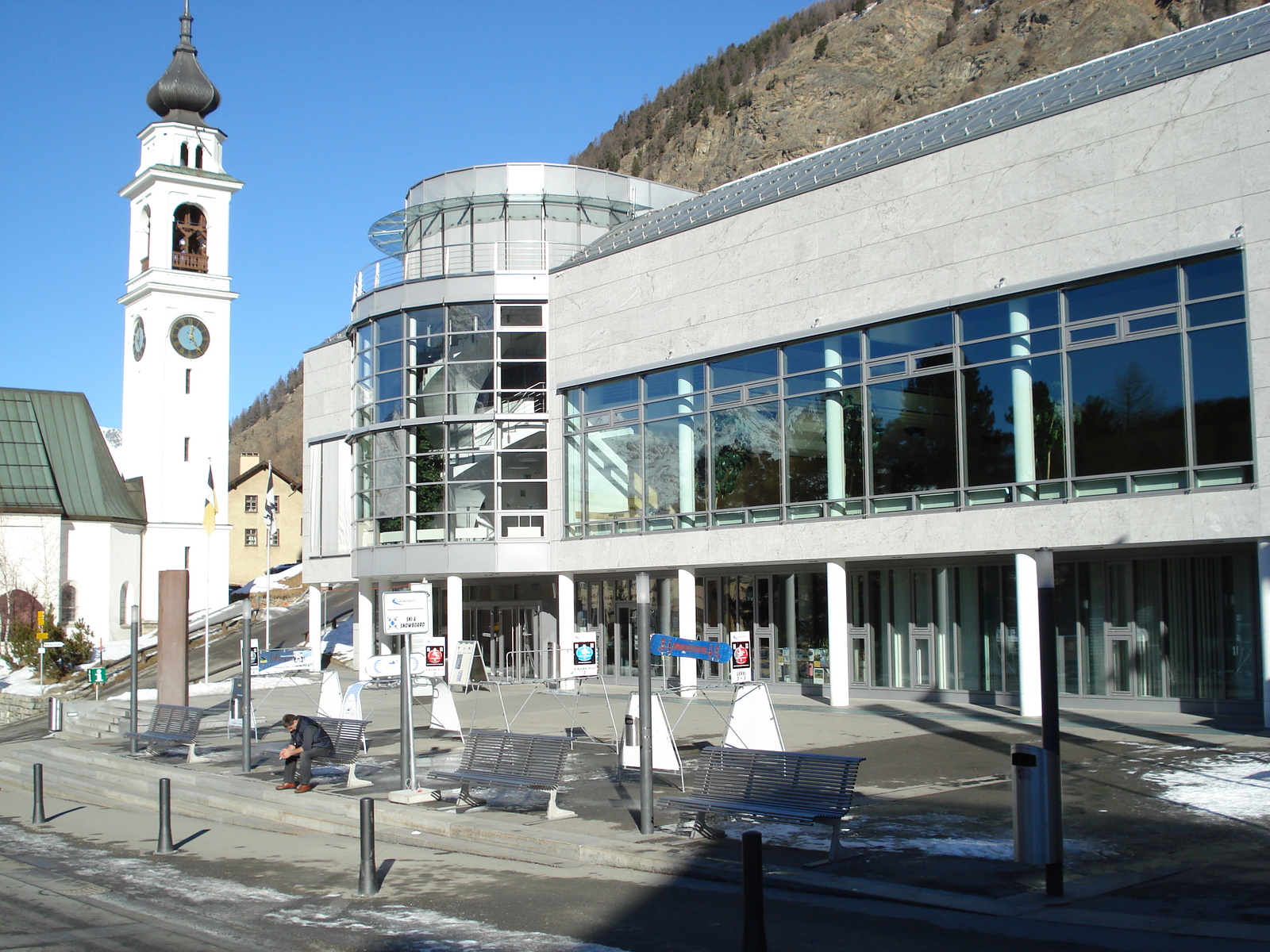 รูปถ่าย สวิสเซอร์แลนด์(Switzerland) ปองเทรซีน่า(Pontresina) 2007-01 86