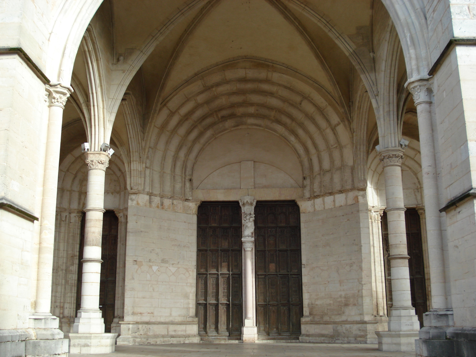 รูปถ่าย ฝรั่งเศส(France) โบนเนอ(Beaune) 2007-01 85