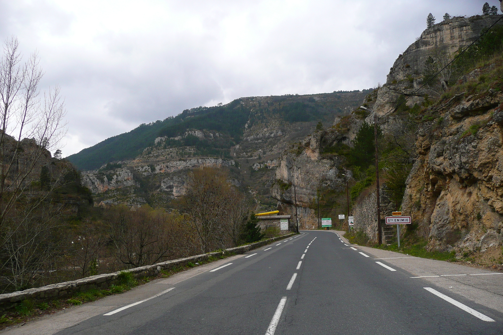รูปถ่าย ฝรั่งเศส(France) แซ็งเตนีมี(Sainte Enimie) 2008-04 20