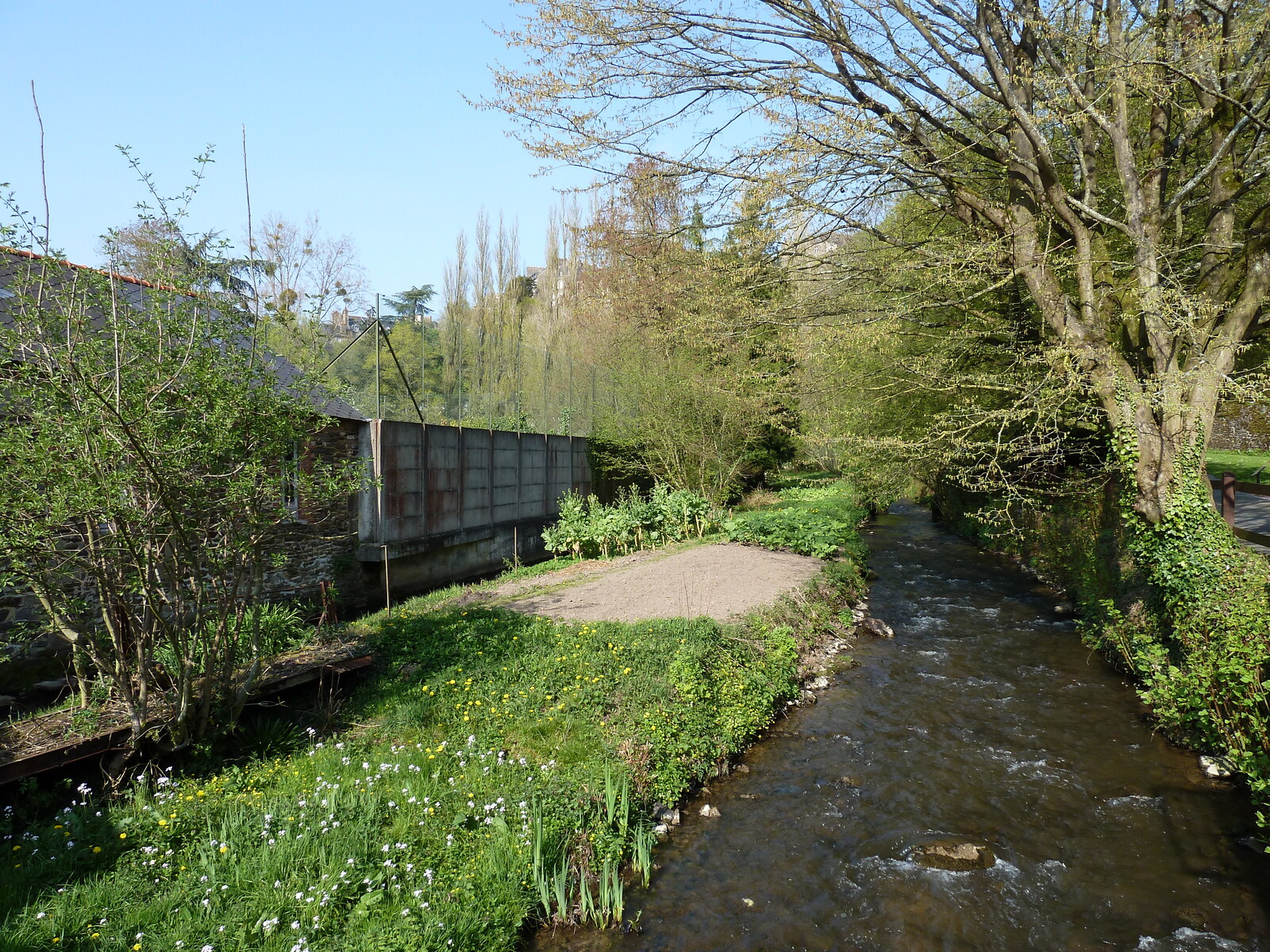รูปถ่าย ฝรั่งเศส(France) ฟูแฌร์(Fougeres) 2010-04 195