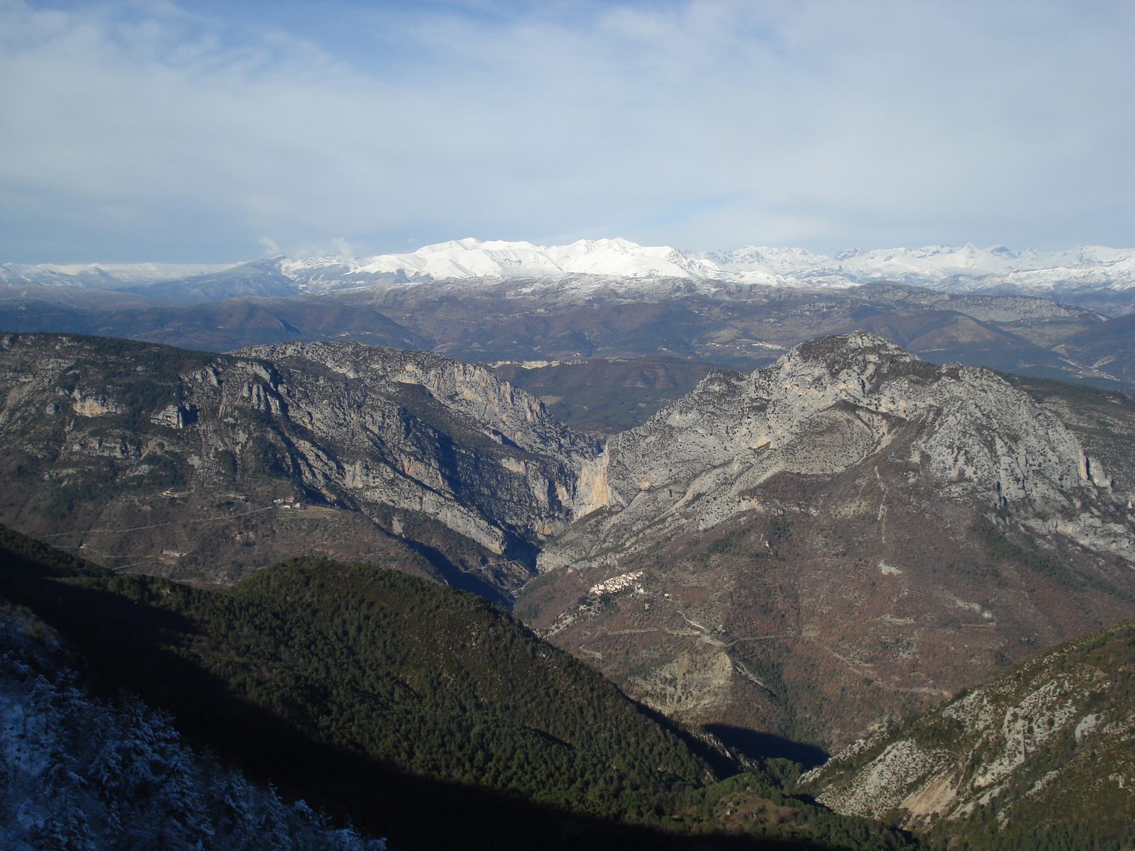 รูปถ่าย ฝรั่งเศส(France) ถนนจากกูร์เซกูลไปเกรโอลีแยร์-เล-เนจ(Coursegoule to Greolieres les neiges road) 2007-01 48