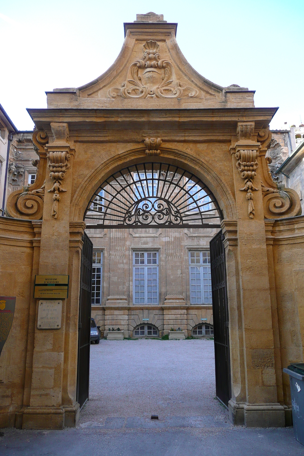 รูปถ่าย ฝรั่งเศส(France) แอ็กซ์-อ็อง-โพรว็องส์(Aix en Provence) 2008-04 17