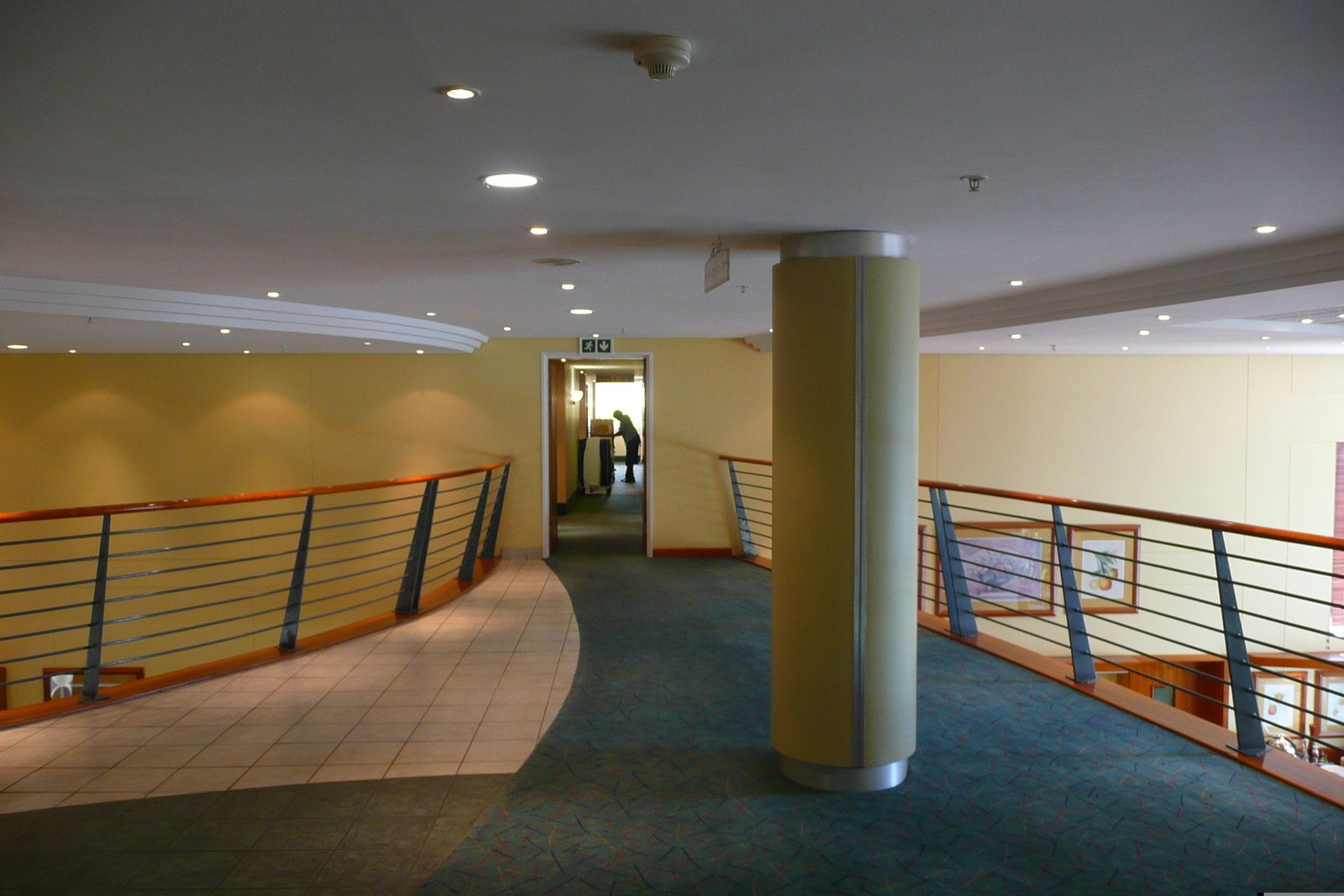 รูปถ่าย แอฟริกาใต้(South Africa) เนลสปรุต(Nelspruit) โรงแรมสเตย์อีซี เซาเทิร์นซัน(Stay Easy Southern Sun Hotel) 2008-09 7