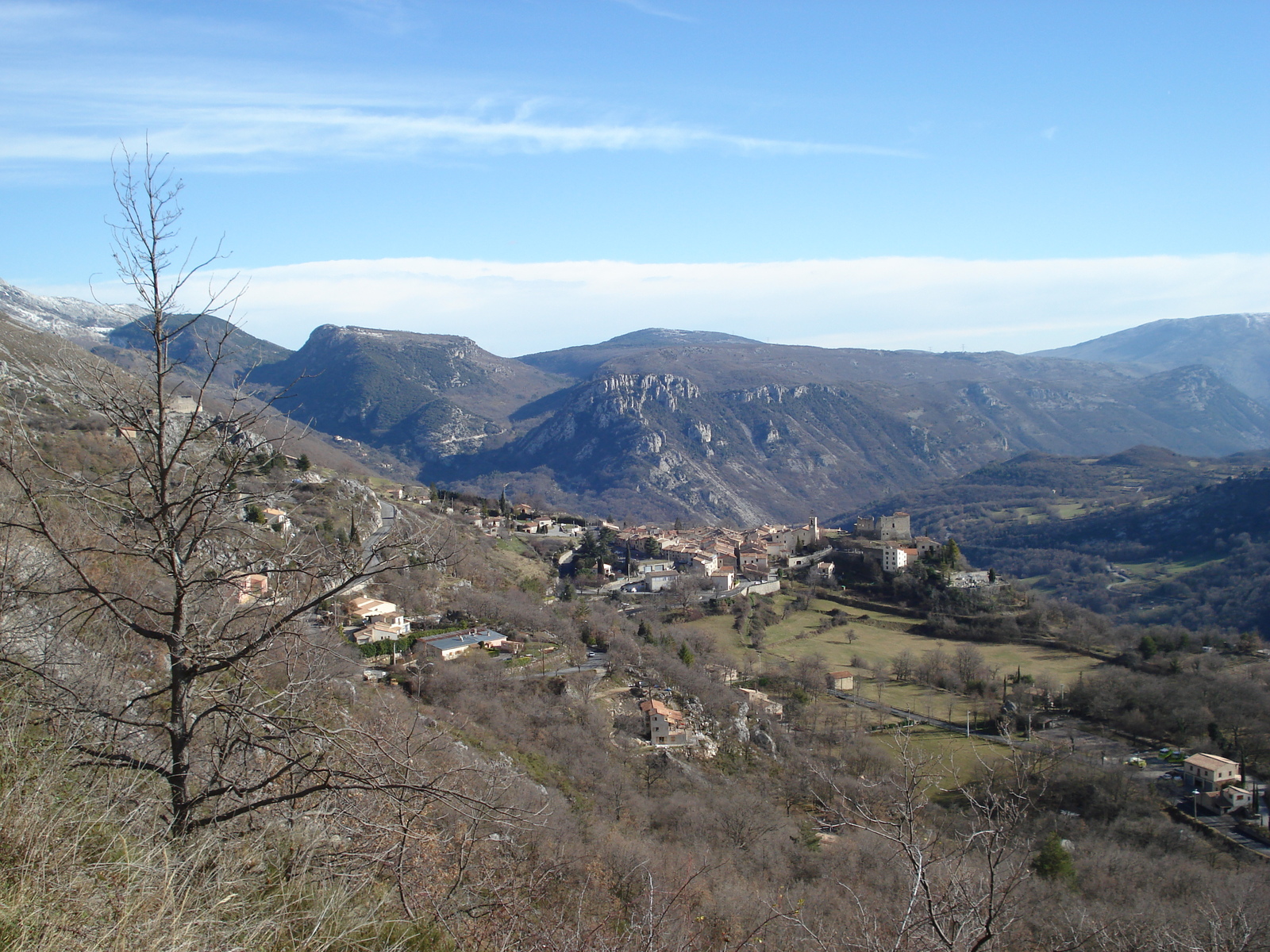 รูปถ่าย ฝรั่งเศส(France) ถนนจากกูร์เซกูลไปเกรโอลีแยร์-เล-เนจ(Coursegoule to Greolieres les neiges road) 2007-01 55