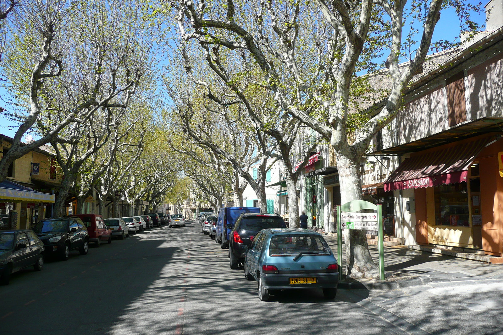 รูปถ่าย ฝรั่งเศส(France) มูรีแยส(Mouries) 2008-04 11