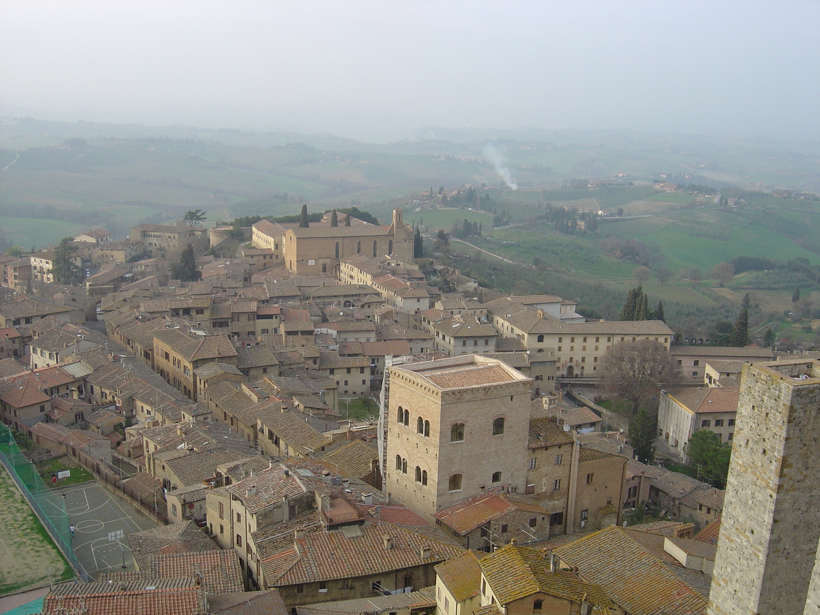 รูปถ่าย อิตาลี(Italy) ซานจีมิญญาโน(San Gimignano) 2004-03 3