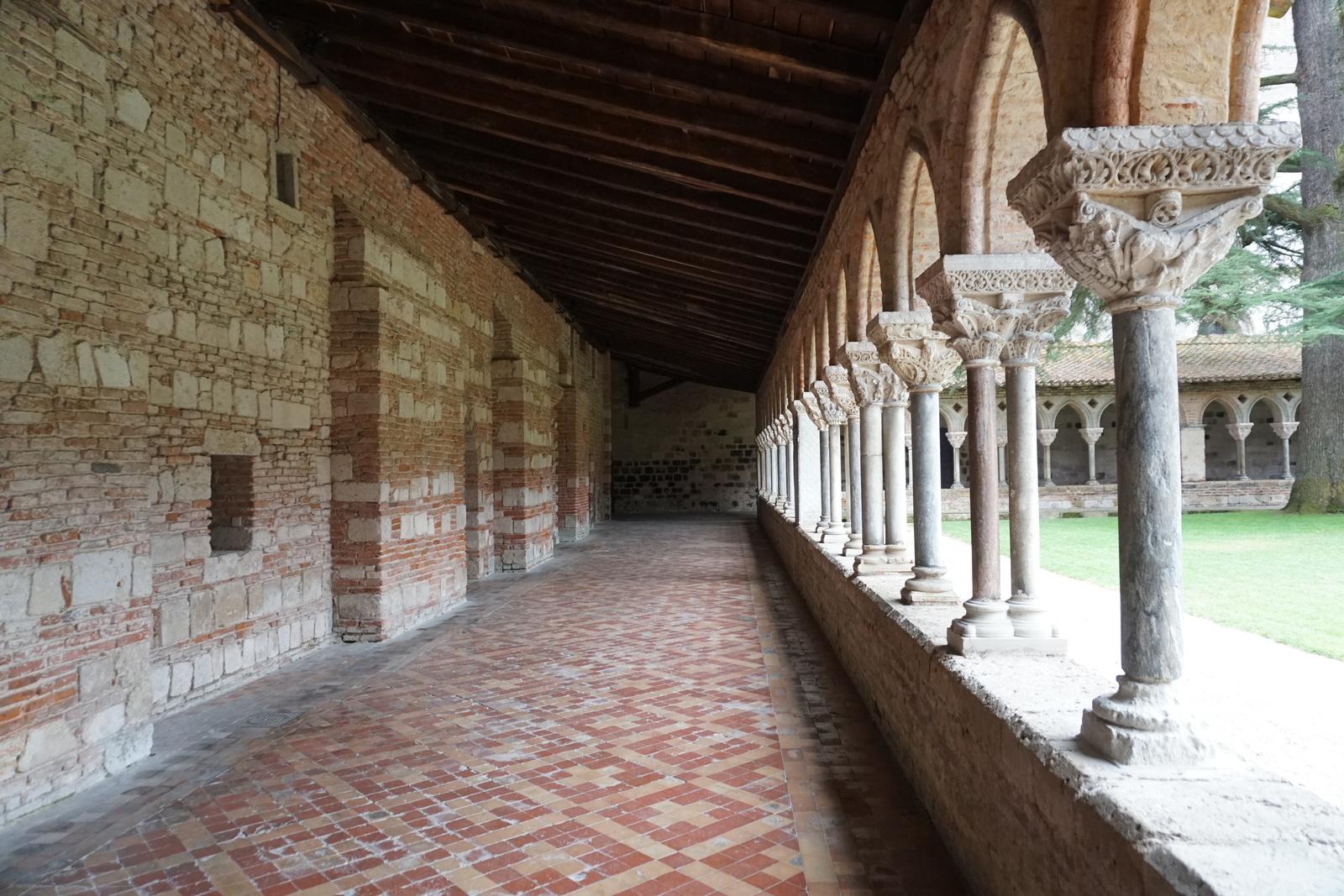 รูปถ่าย ฝรั่งเศส(France) มัวซัก(Moissac) แอบบีแซ็งปีแยร์เดอมัวซัก(Abbaye Saint-Pierre de Moissac) 2017-08 11