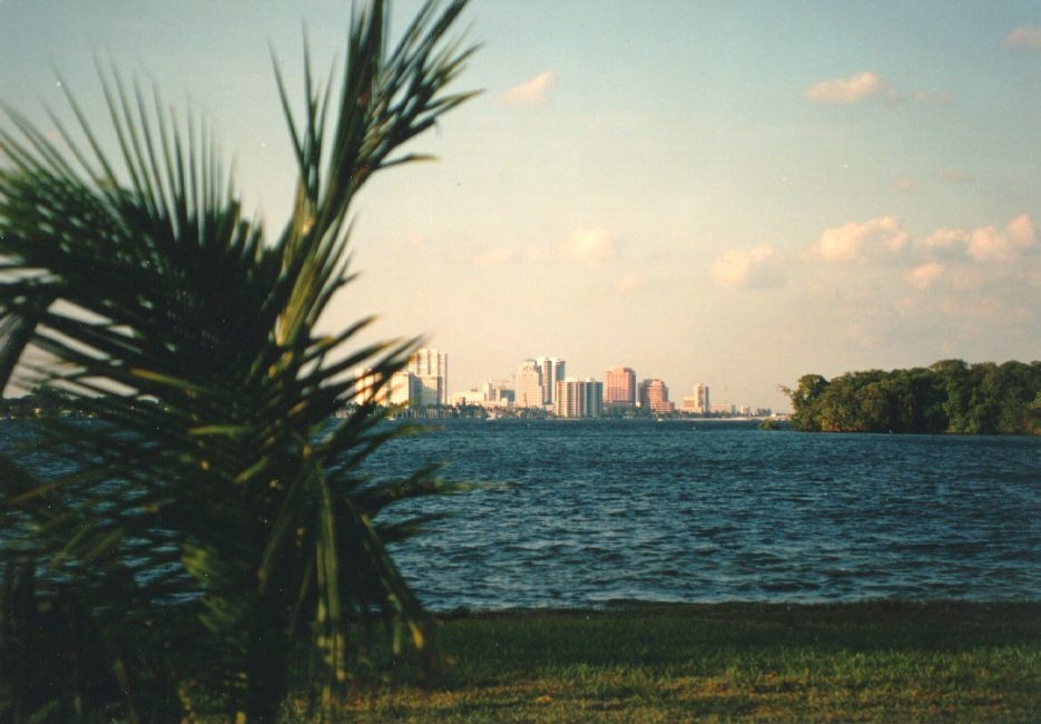 รูปถ่าย สหรัฐอเมริกา(United States) ไมแอมีบีช(Miami Beach) 1991-11 25