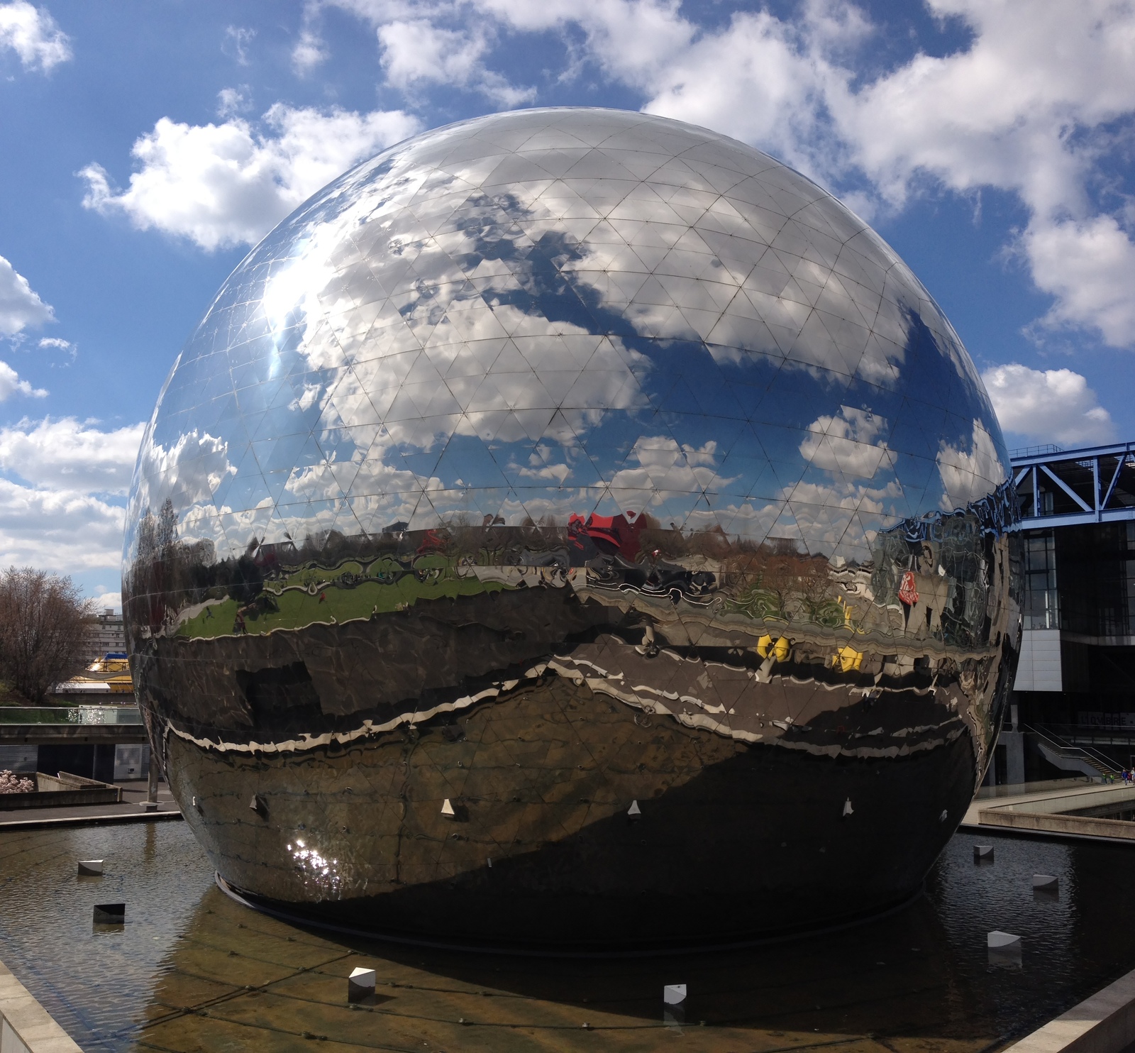 รูปถ่าย ฝรั่งเศส(France) ปารีส(Paris) สวนลาวีแล็ต(La Villette Park) 2015-04 44