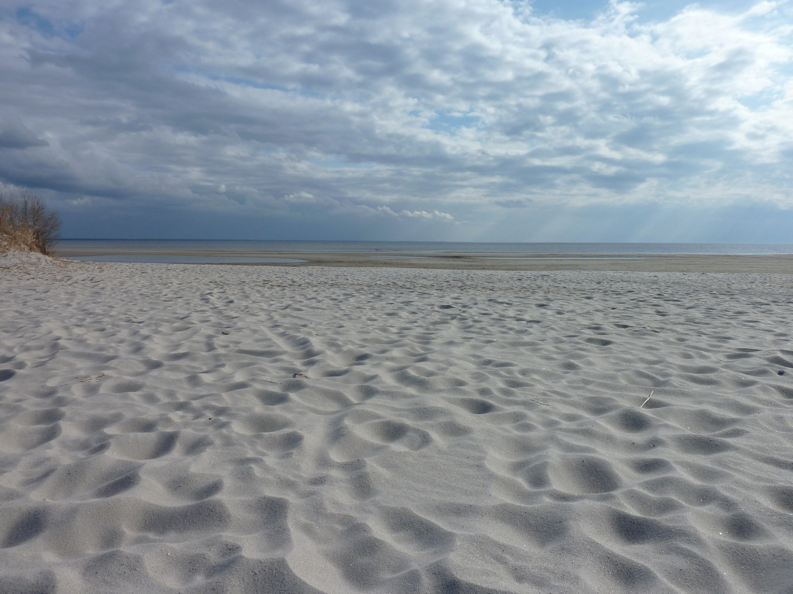 รูปถ่าย เอสโตเนีย(Estonia) แพร์นู(Parnu) 2009-04 10